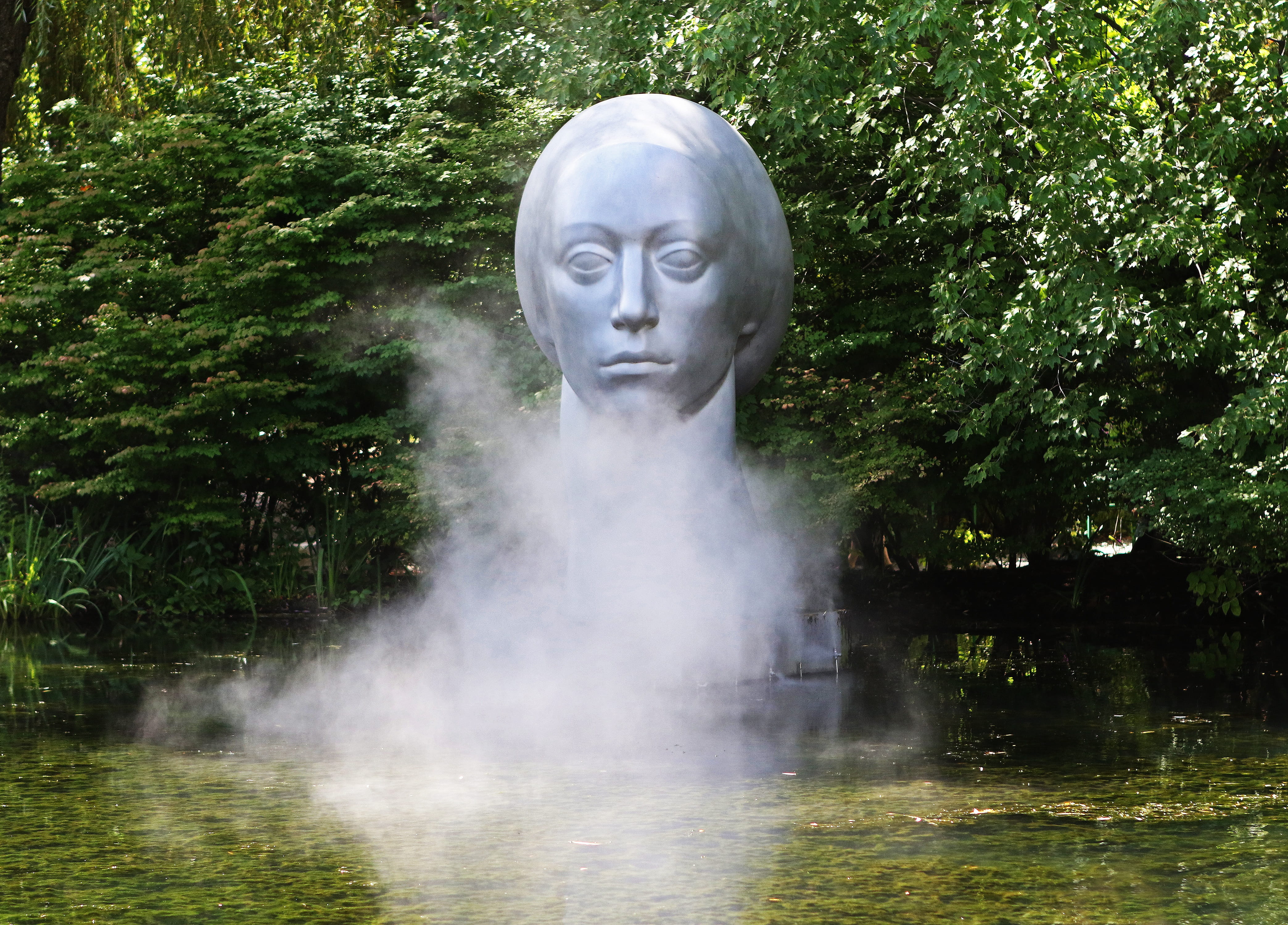 statue, Woman, creativity, beauty in nature, plant, park - man made space, bust, waterfront, john seward johnson ii, day, representation, flowing, mist, HD Wallpaper