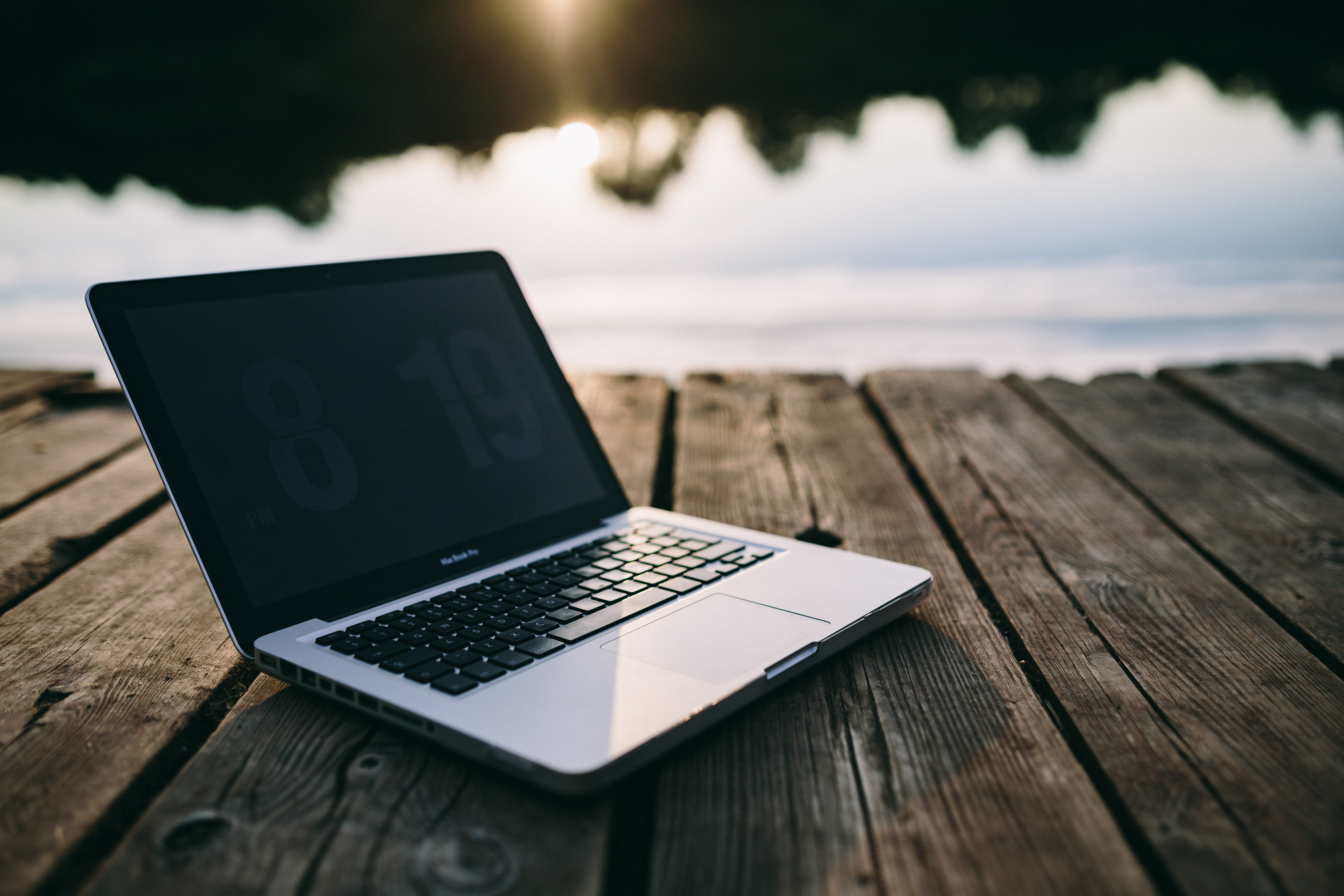 5K, table, outdoors, lakeevening, working, phone, communication, cloud - sky, mobile, workplace, work, connection, sky, old pier, global communications, HD Wallpaper