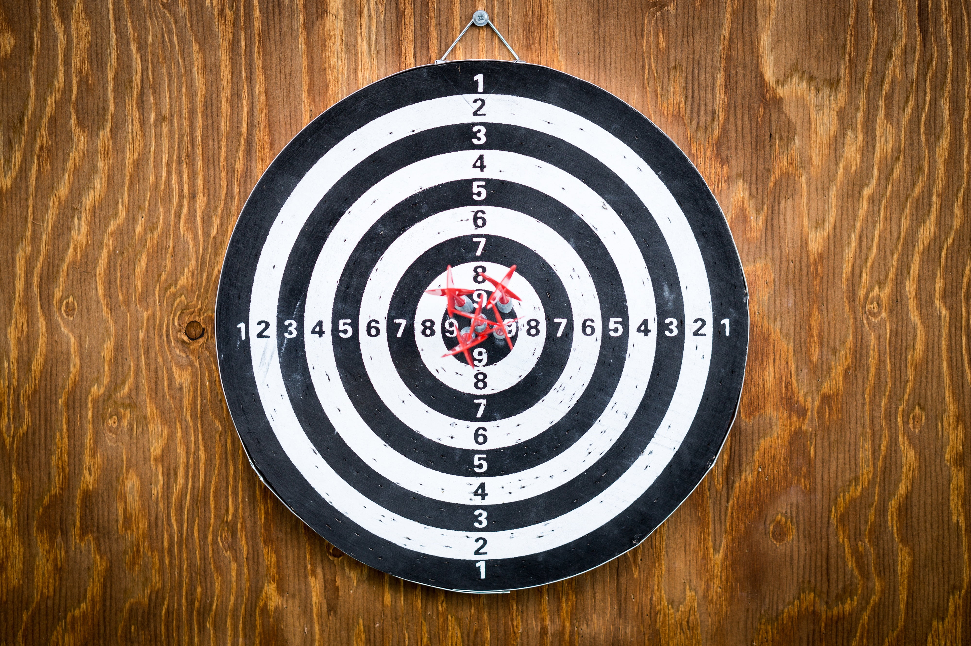 sports target, circle, number, sports, accuracy, risk, throw, no people, round, arrow, darts, leisure games, numbers, leisure activity, pattern, flooring, HD Wallpaper