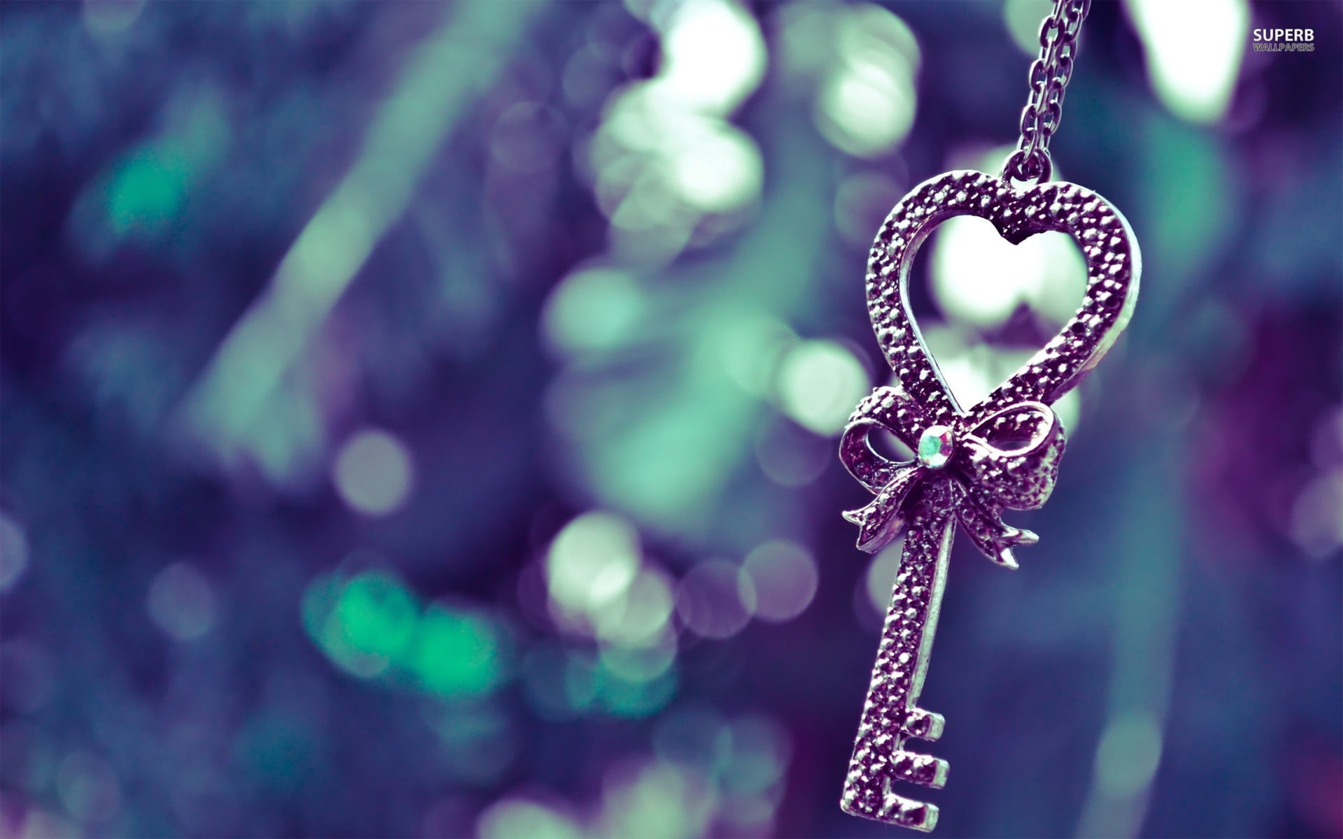 silver, elegance, close-up, love, single object, no people, metal, jewelry, hanging, day, personal accessory, wealth, emotion, precious gem, positive emotion, HD Wallpaper