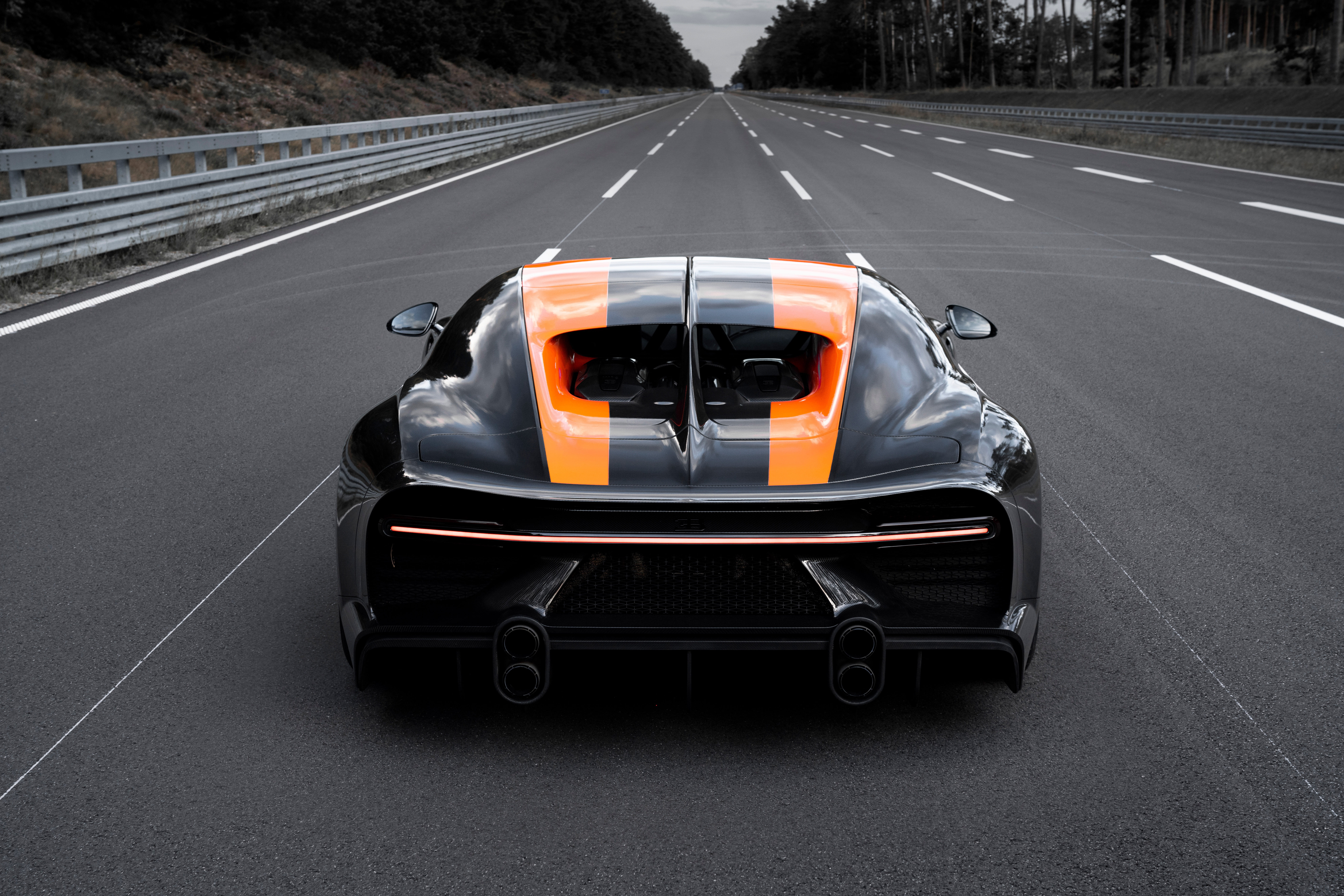 Bugatti, hypercar, 8K, Super Sport 300+, track, asphalt, Chiron, HD Wallpaper