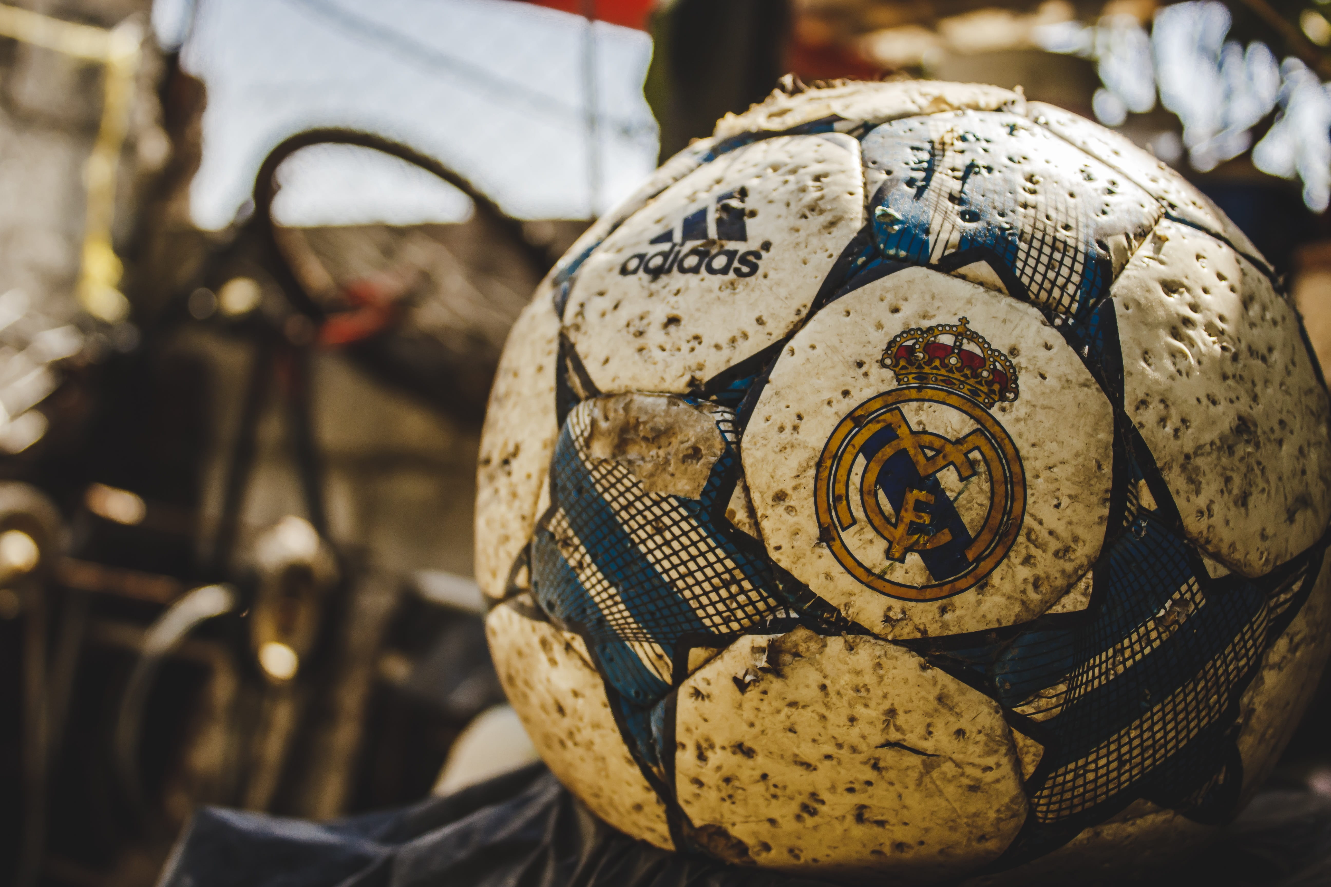 human representation, trim, clothing, star, soccer, creativity, outdoors, champions, uefa, football, craft, focus on foreground, dirty, 5K, representation, HD Wallpaper