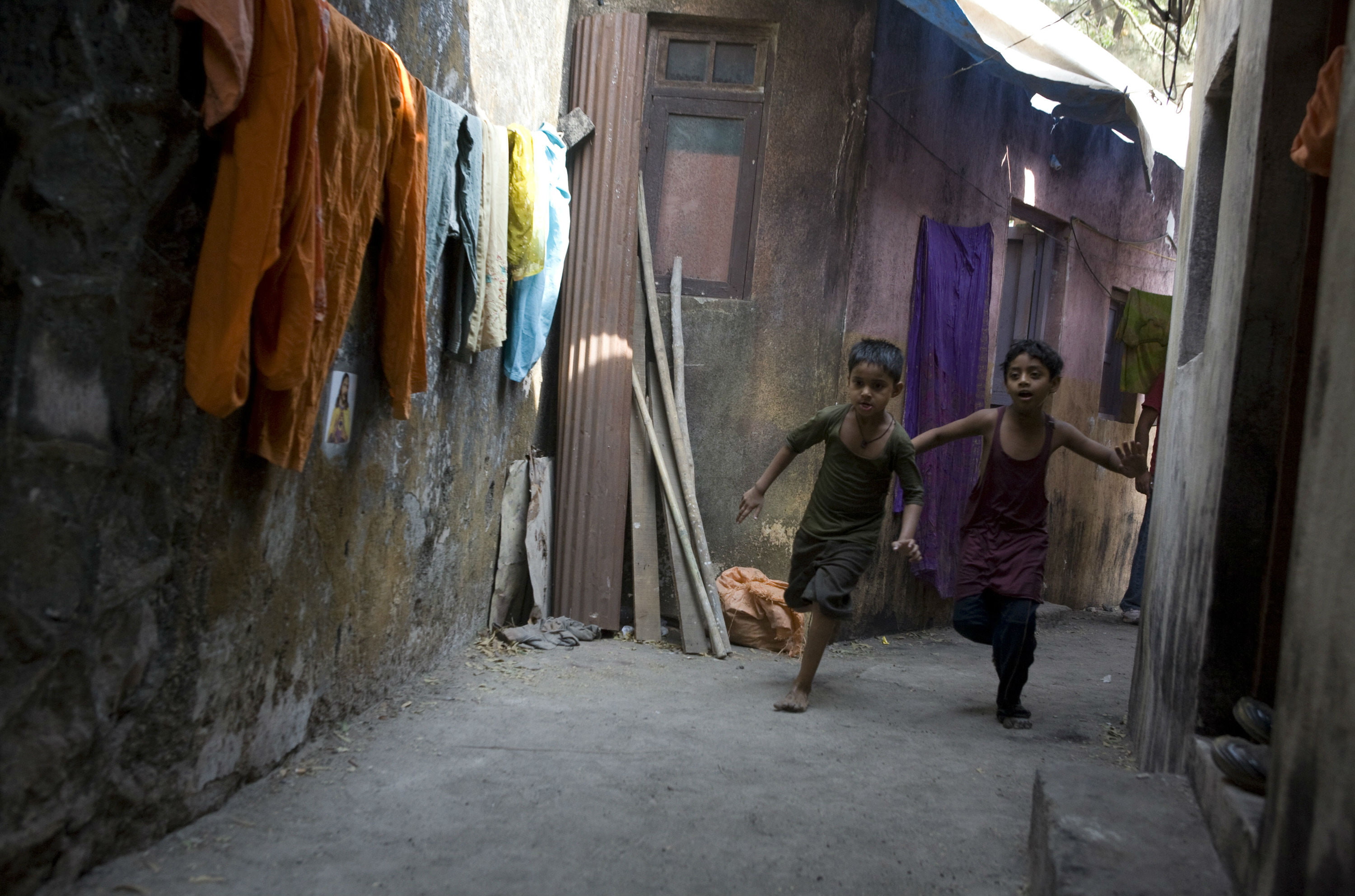 crime, slumdog, romance, 2K, millionaire, drama, thriller, child, kids, children, HD Wallpaper