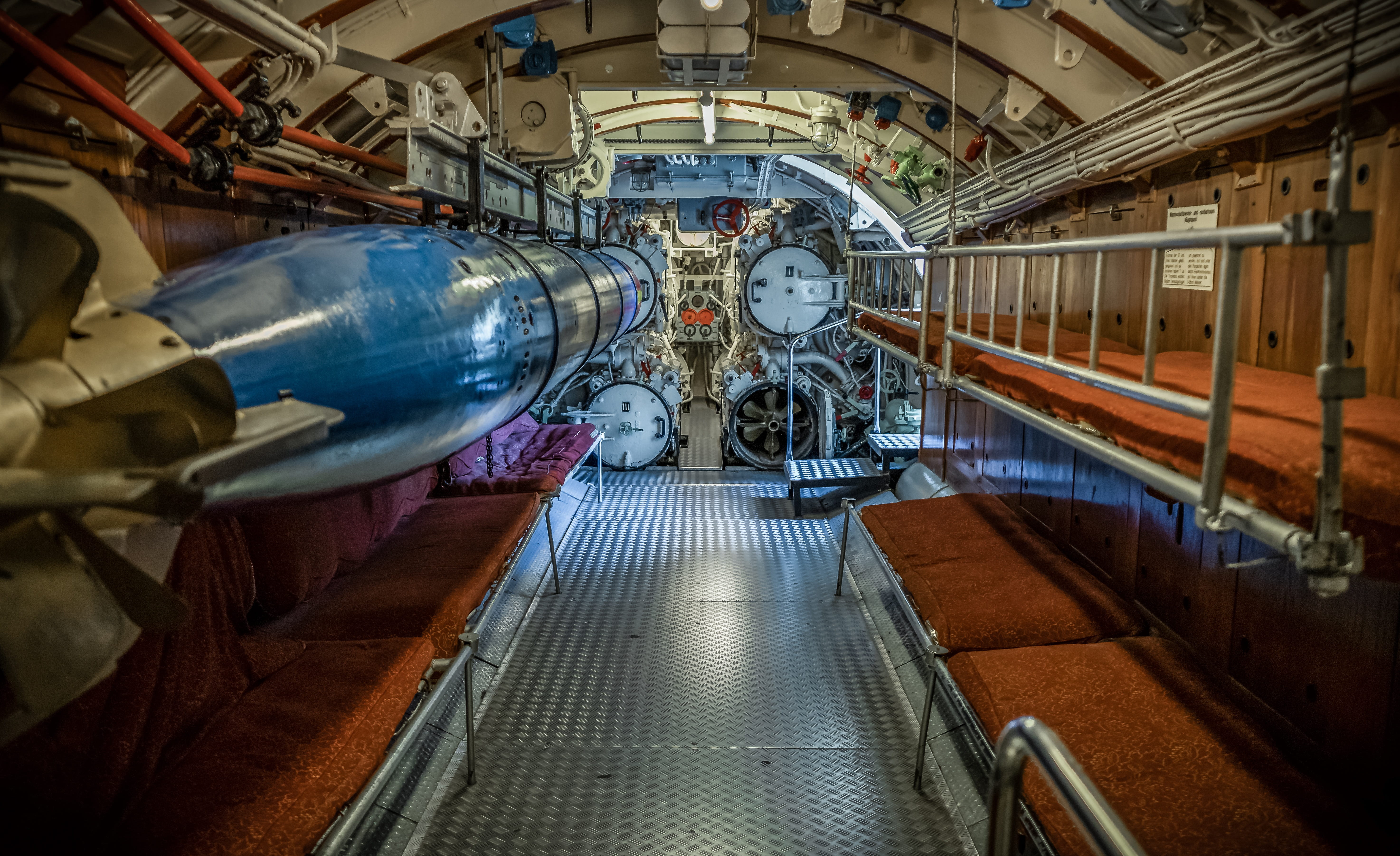 concerns, industry, beds, 5K, indoors, aerospace industry, train, military, industrial equipment, mode of transportation, factory, machinery, no people, HD Wallpaper