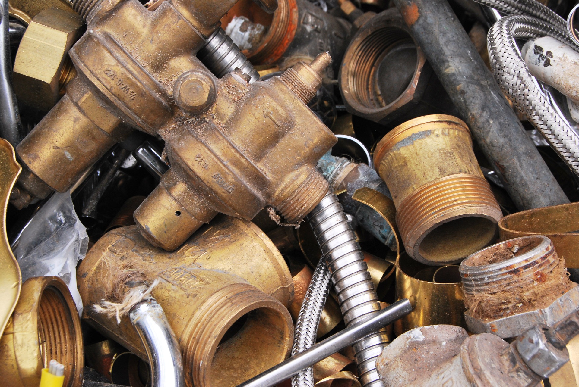 old, steel, recycling, large group of objects, rusty, still life, brass, container, copper, close-up, backgrounds, no people, junkyard, deterioration, discarded, HD Wallpaper