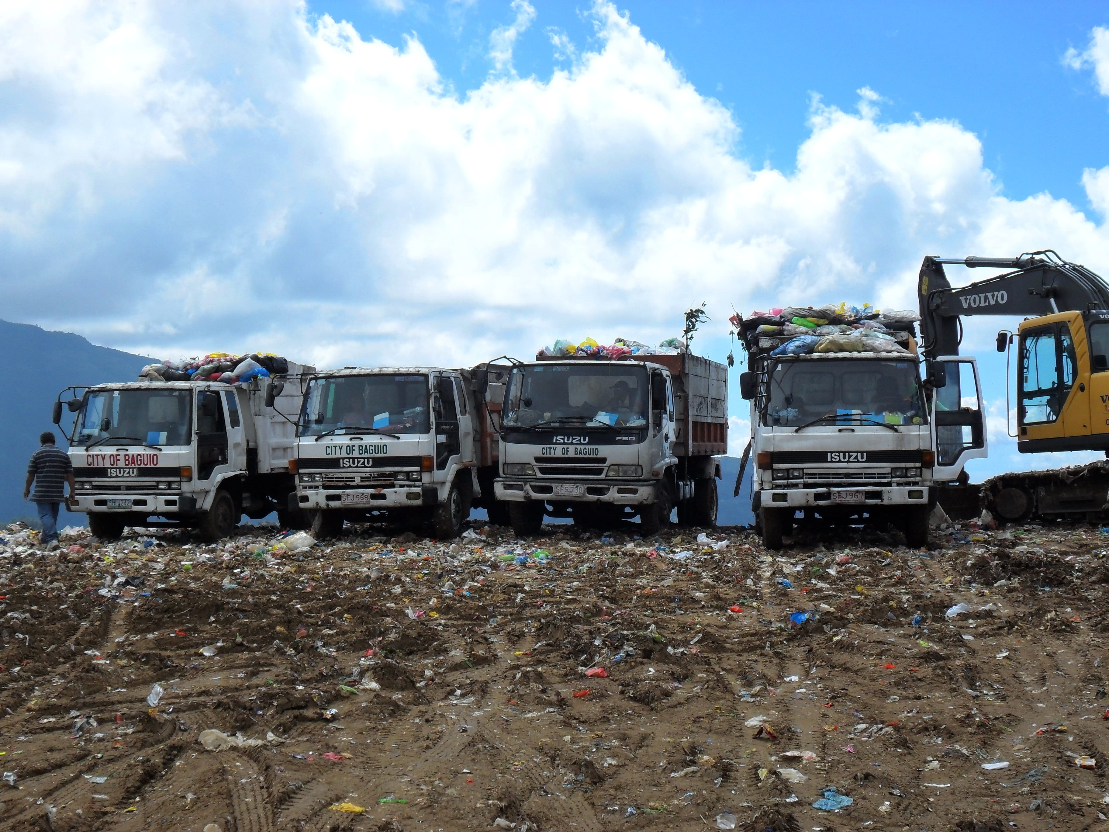 public transportation, run-down, freight transportation, four, land vehicle, front, dump trucks, junkyard, site, no people, garbage, 2K, obsolete, dump, HD Wallpaper