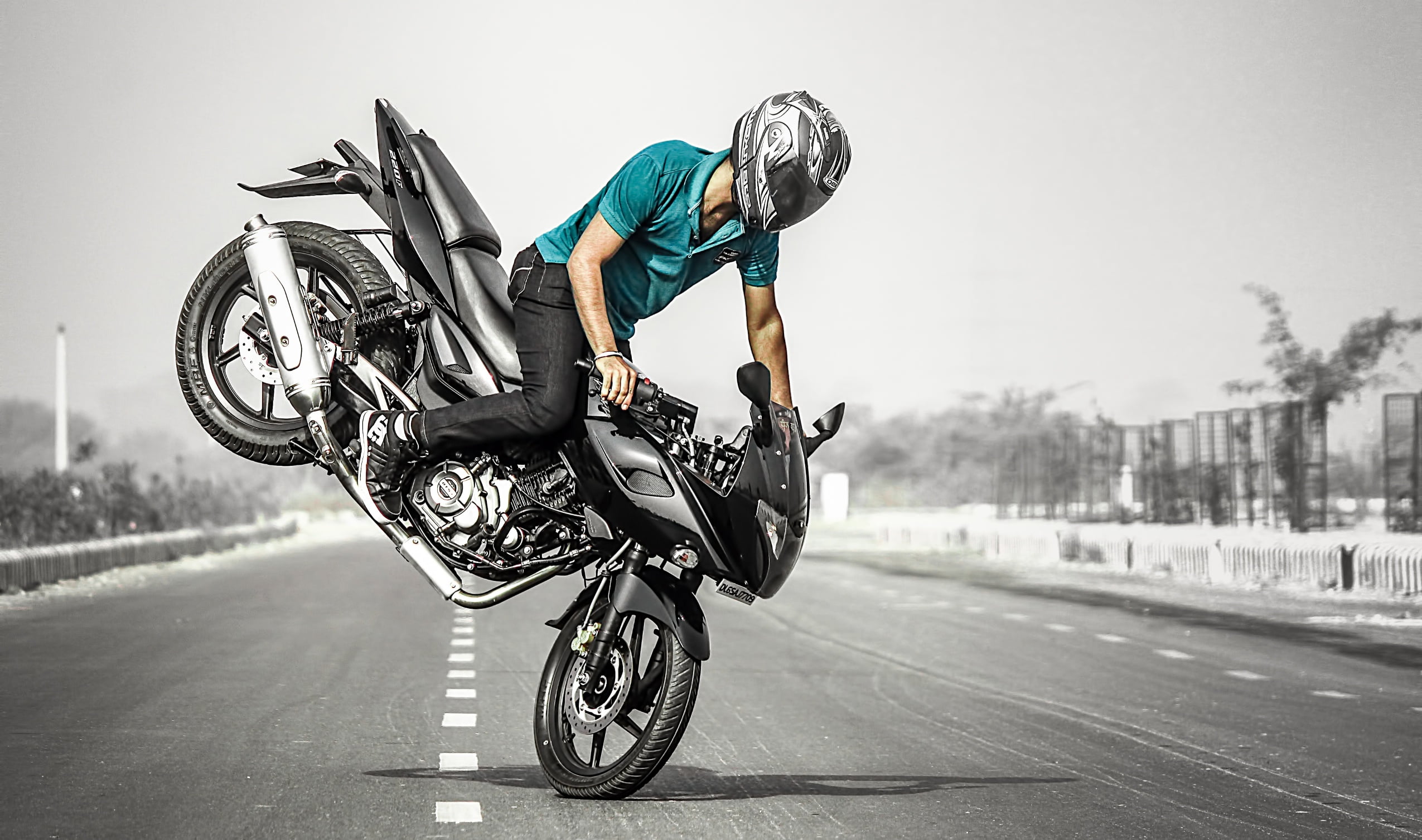 sports, day, biker, 1080P, men, land vehicle, standard, real people, gray, sports helmet, extreme sports, bicycle, one person, headwear, road, ride, transportation, HD Wallpaper