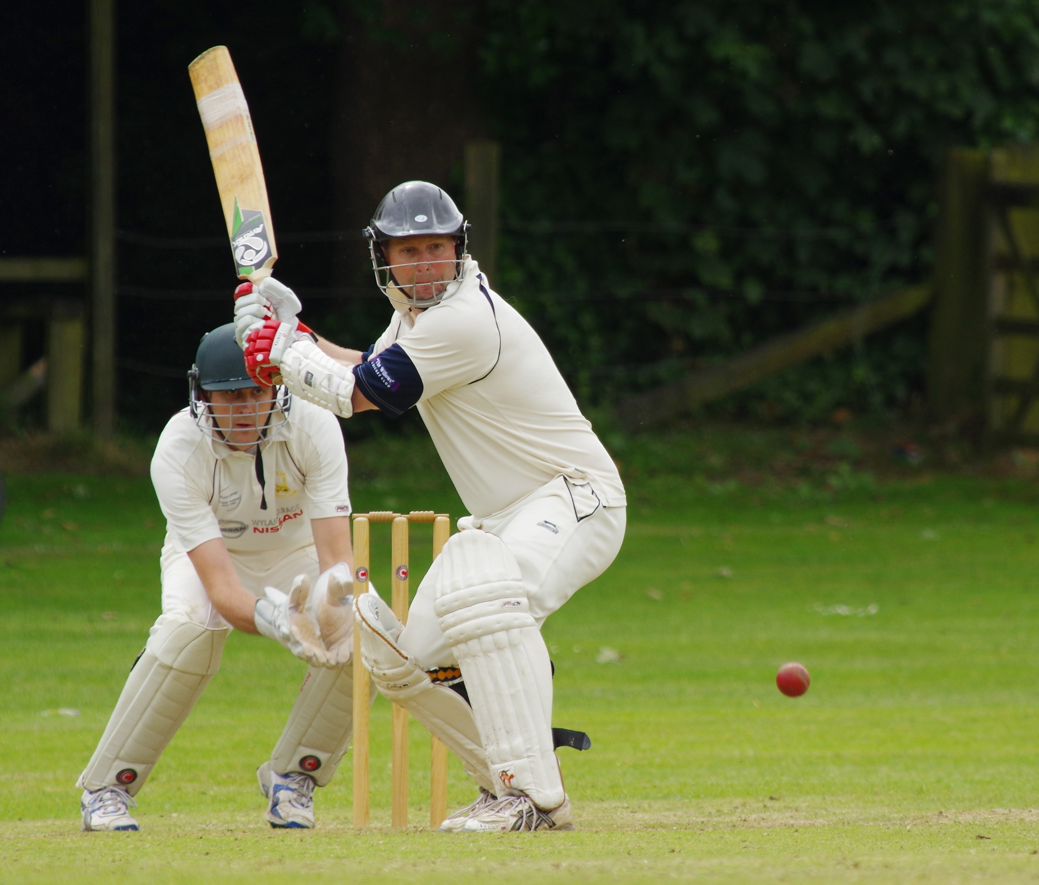 white, full length, lifestyles, hit, wicketkeeper, sports equipment, sporting, 2K, baseball player, game, people, playing, baseball - sport, leisure activity, HD Wallpaper