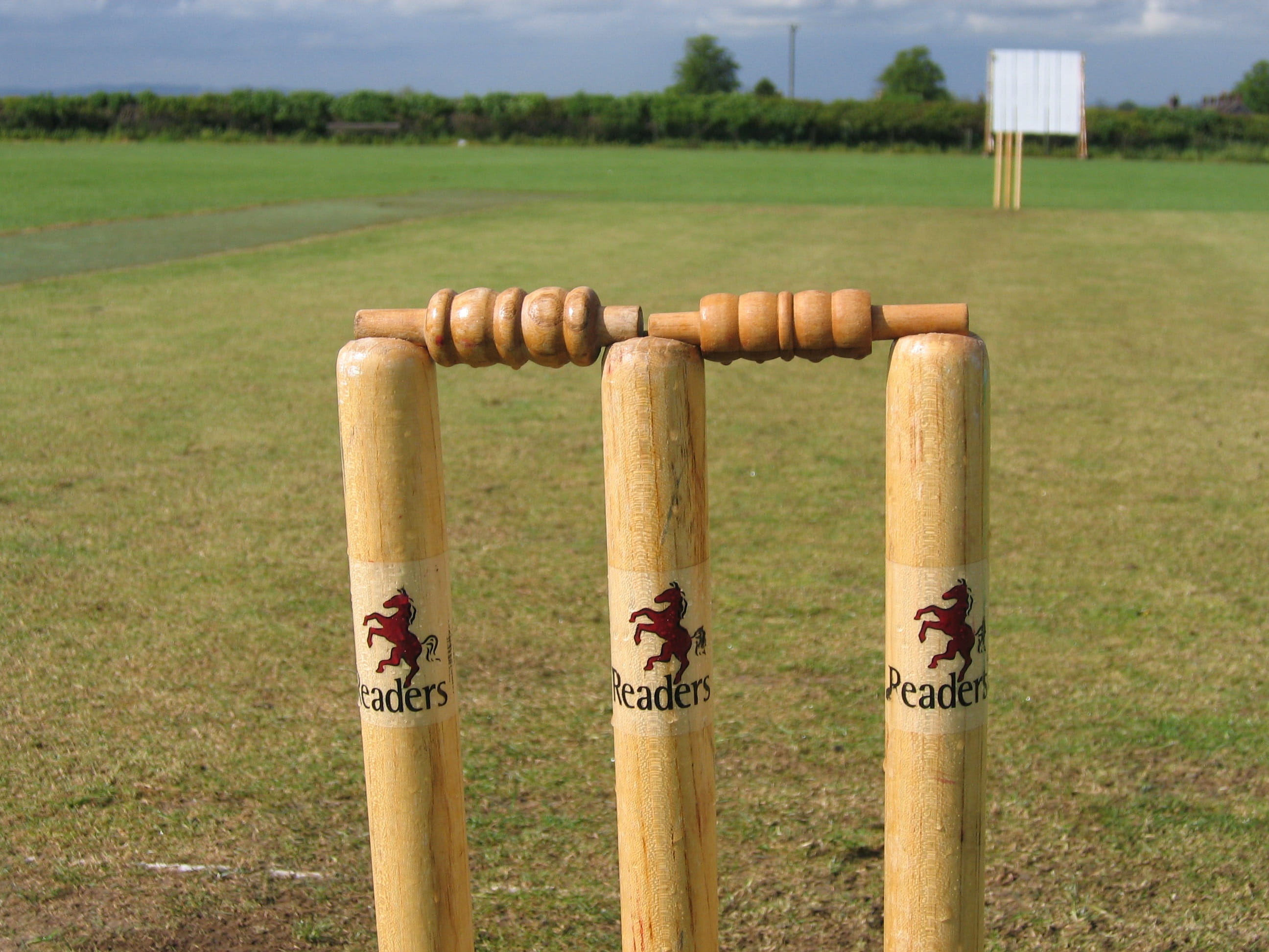 pitch, communication, 2K, sign, sport, environment, nature, close-up, wood - material, stumps, no people, landscape, bails, outdoors, land, grass, post, HD Wallpaper