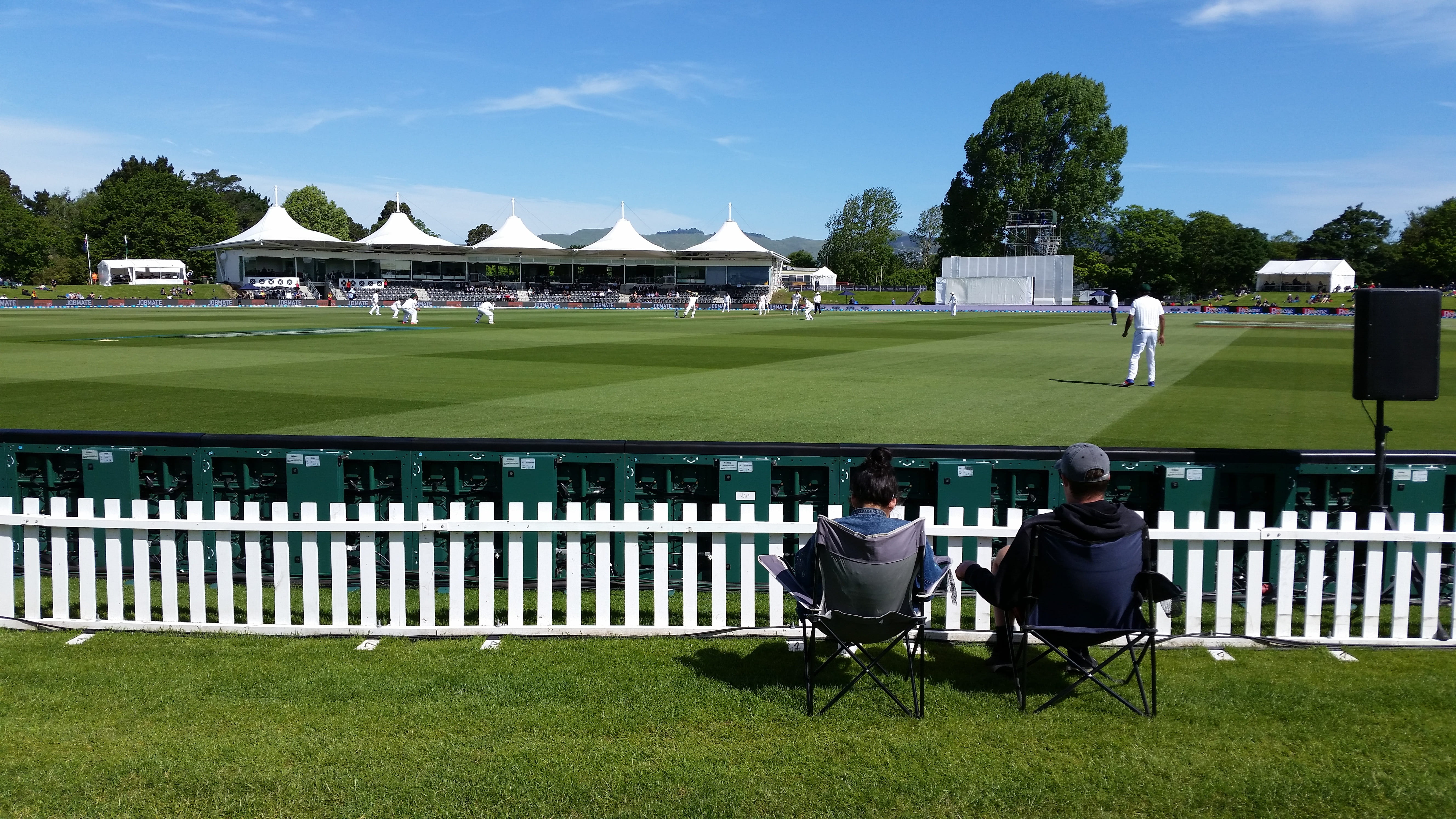 architecture, people, sky, 5K, two, day, chair, New, nature, Zealand, cricket player, lawn, front or back yard, outdoors, sitting, adults only, men, stadium, HD Wallpaper