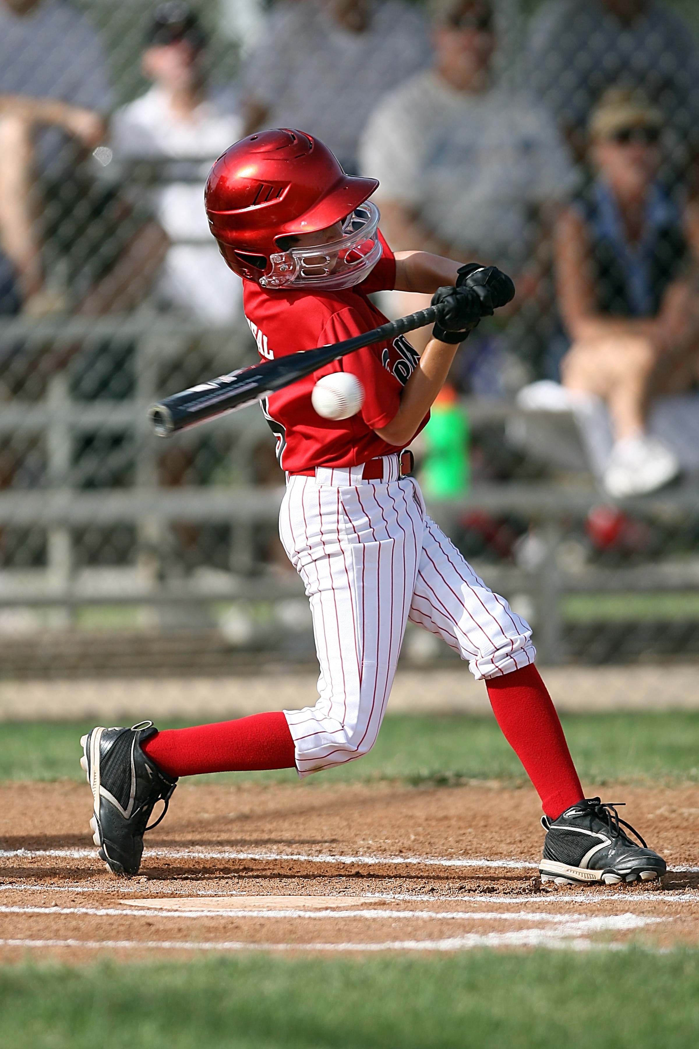 focus on foreground, hitter, ball, competition, real people, outdoors, standing, sports uniform, uniform, striking, man, playing, baseball player, people, Phone HD Wallpaper