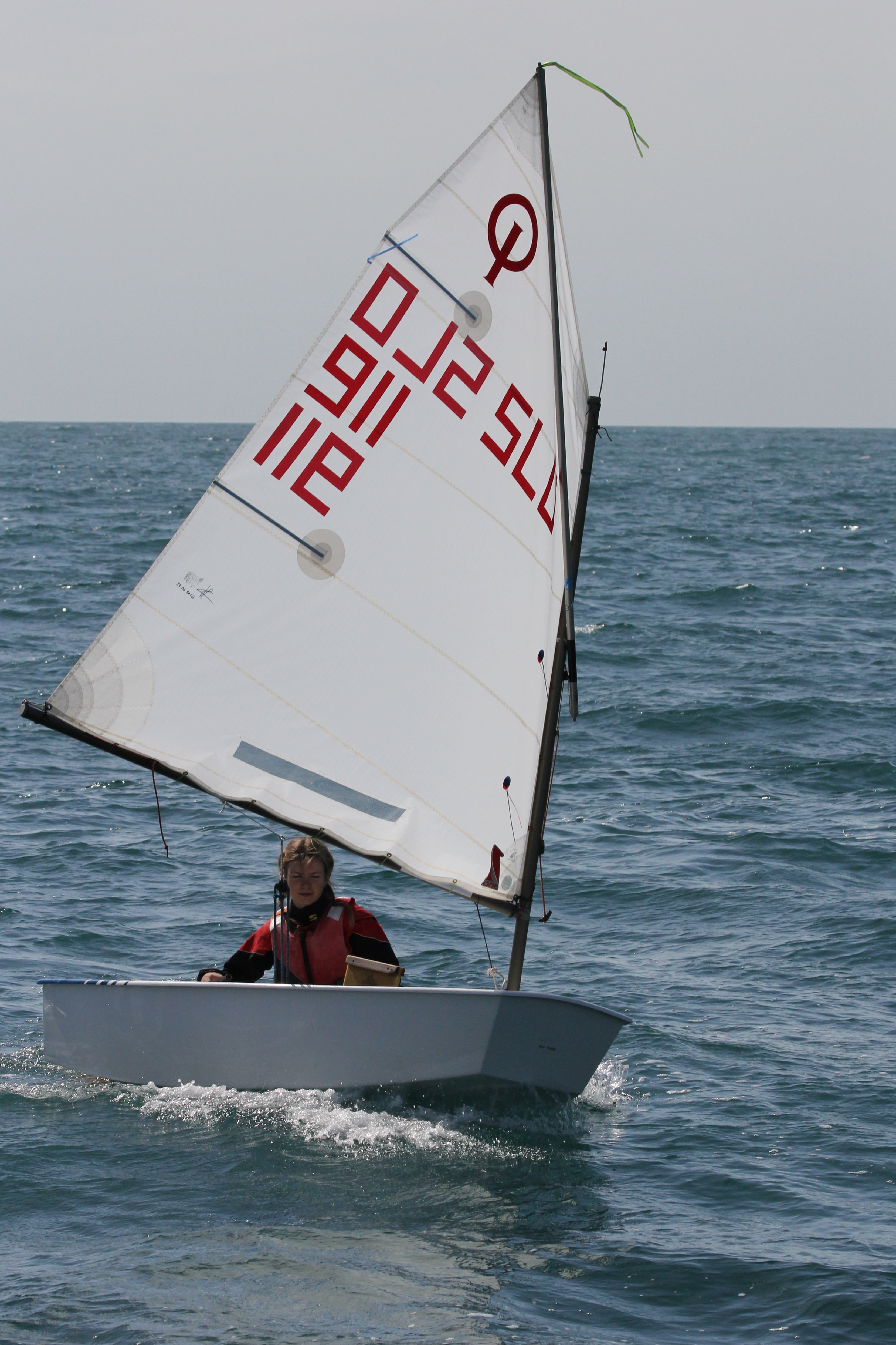 ioda, nautical vessel, boat, outdoors, sport, men, water, sailor, 4K, optimist, text, wave, lifestyles, horizon, competition, motion, young, one person, Phone HD Wallpaper
