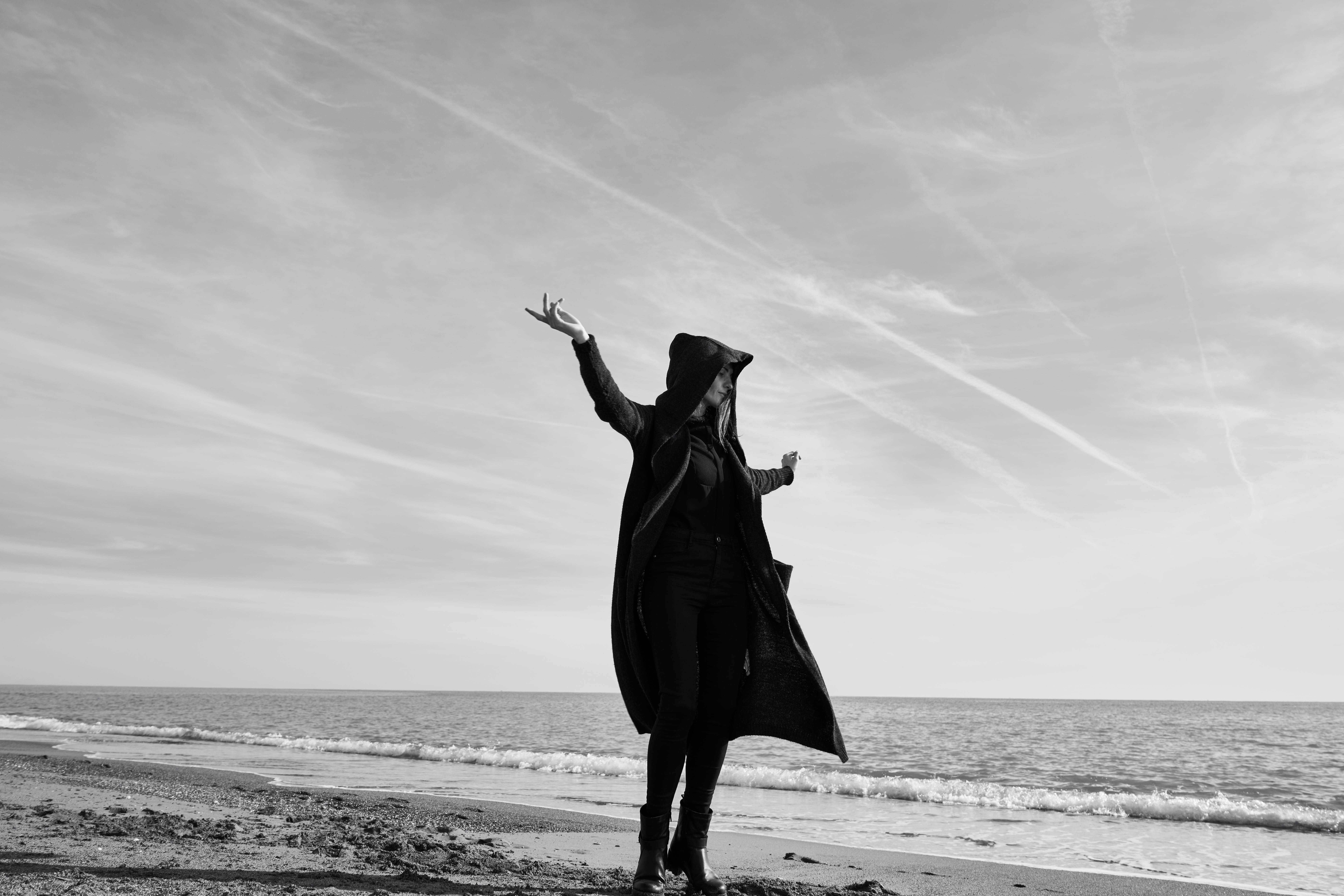 cloud - sky, marine, lifestyles, girl, one person, standing, creativity, ladies, sea, black and white, sanar, only, fashion, woman, black, water, day, horizon over water, HD Wallpaper