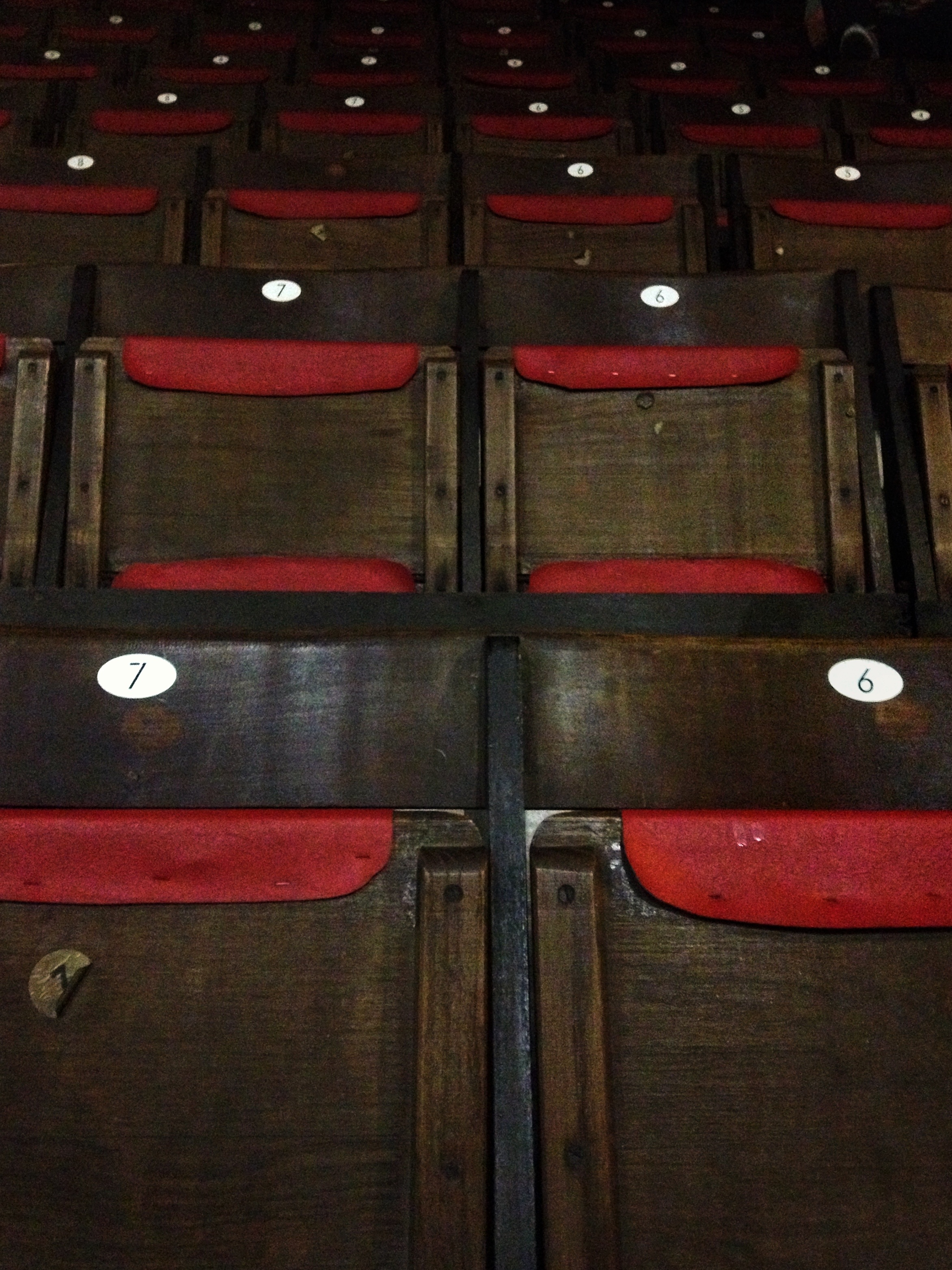 event, full frame, reflection, handle, seats, wood - material, red, conference, wooden, backgrounds, empty, in a row, wood, brown, audience, concert, closed, Phone HD Wallpaper
