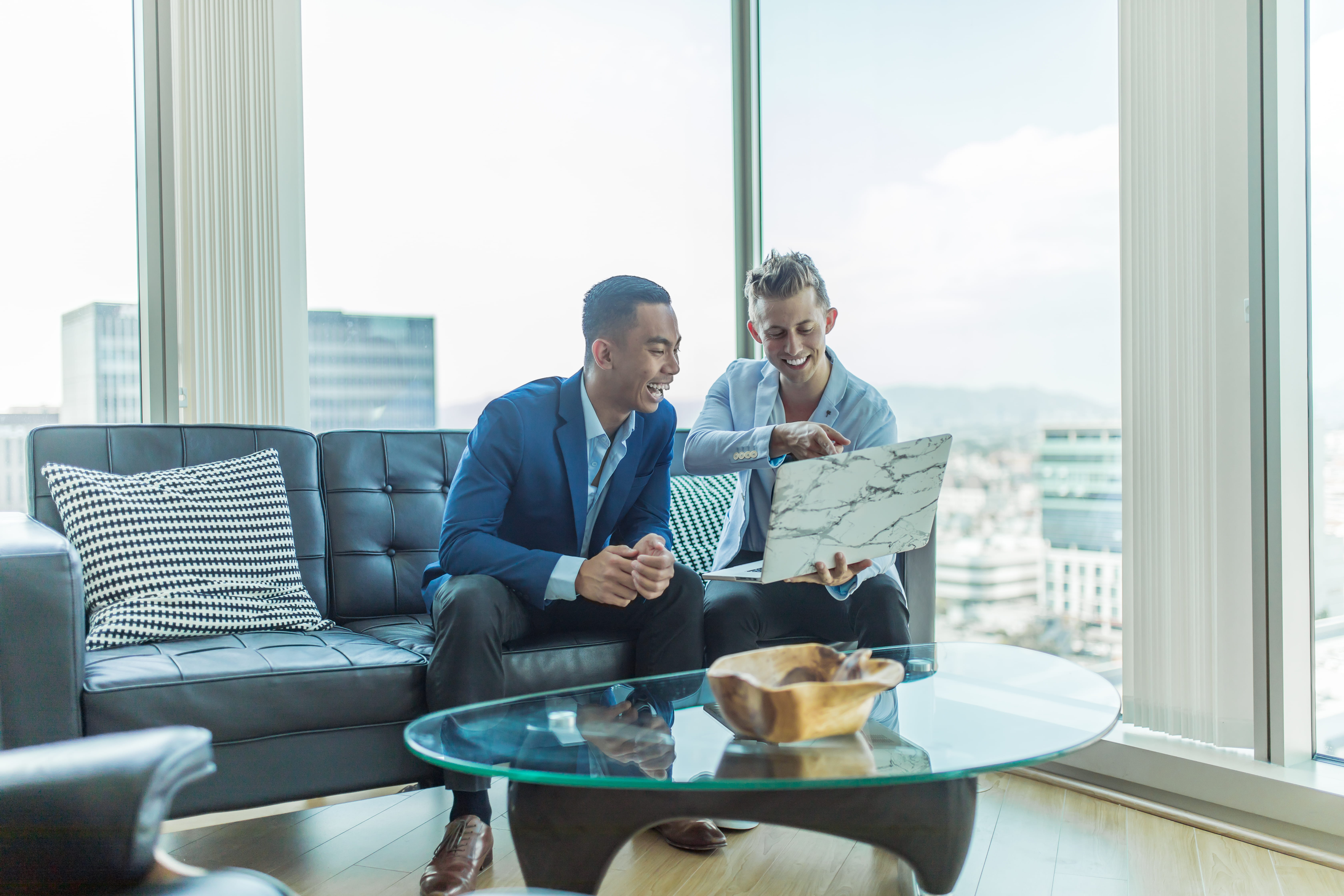 planning, happy, entrepreneur, coworker, table, food and drink, talking, males, influencer, near, communication, computer, 5K, men, two, wireless technology, HD Wallpaper