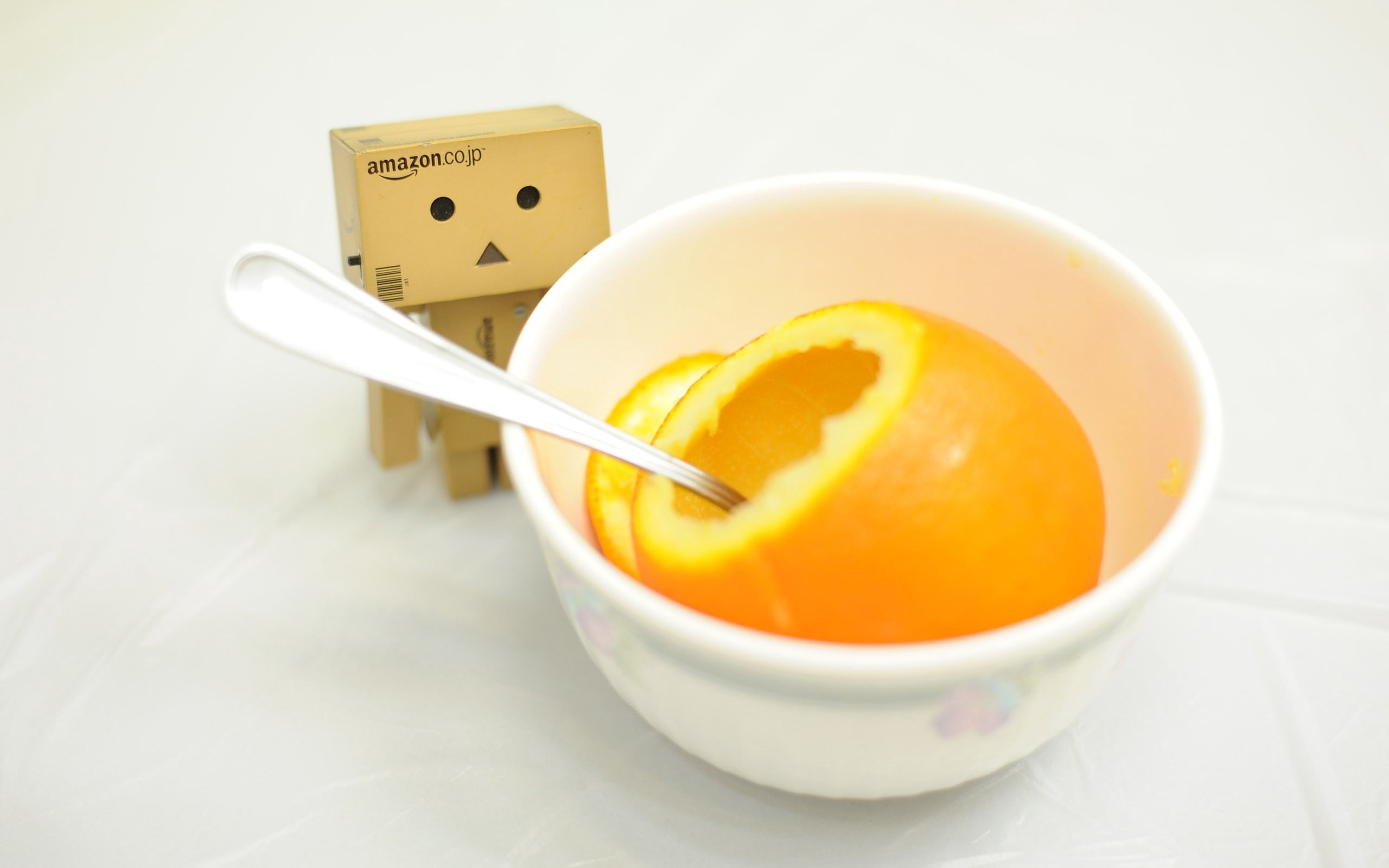 eating, kitchen utensil, bowl, robot, orange Color, still life, dieting, studio shot, fruit, wood - Material, breakfast, healthy Eating, wellbeing, close-up, HD Wallpaper