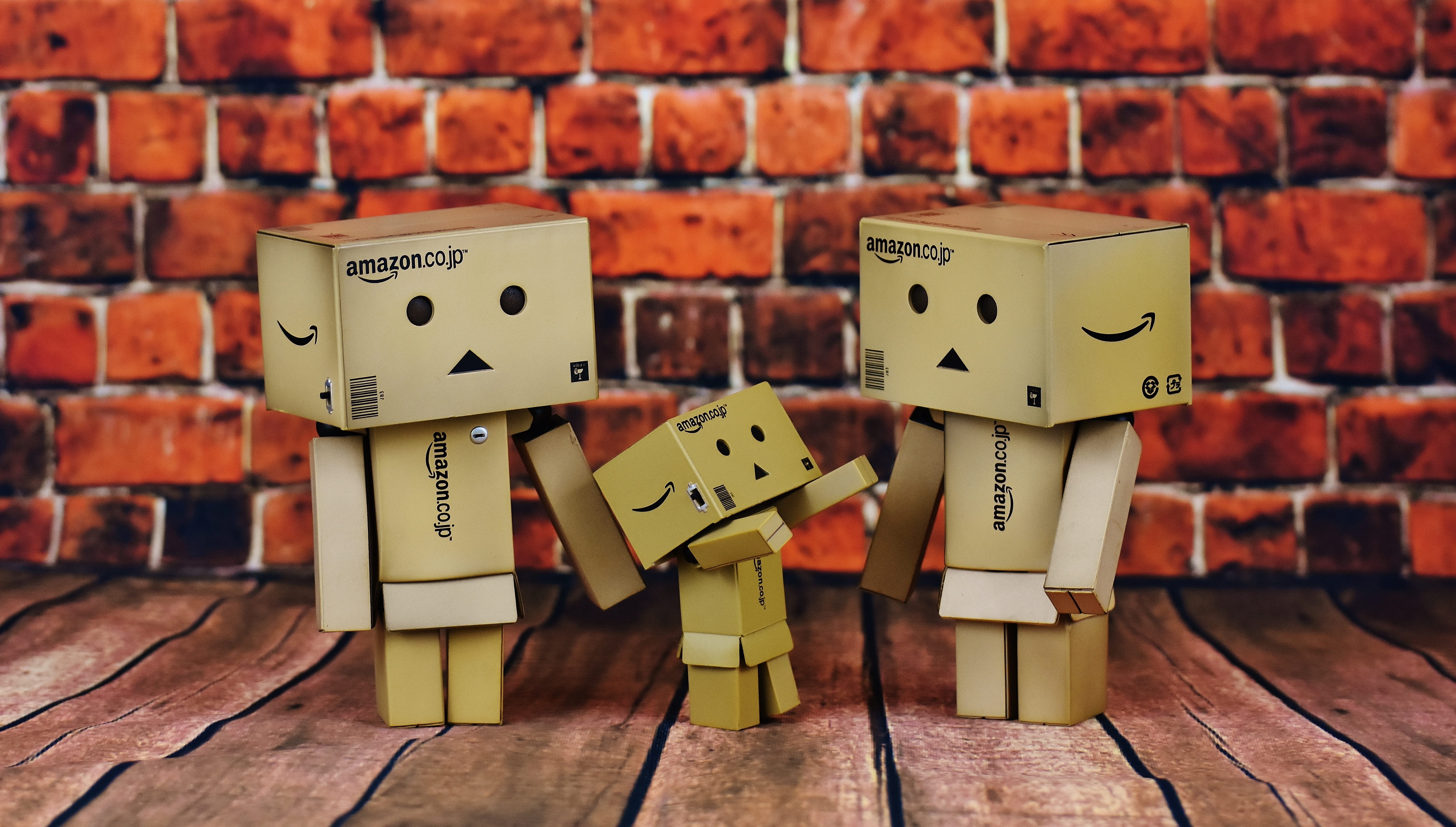 relaxation, figures, day, no people, wall, representation, box, parents, family, art and craft, danbo, three, close-up, brick, cute, 5K, anthropomorphic smiley face, HD Wallpaper