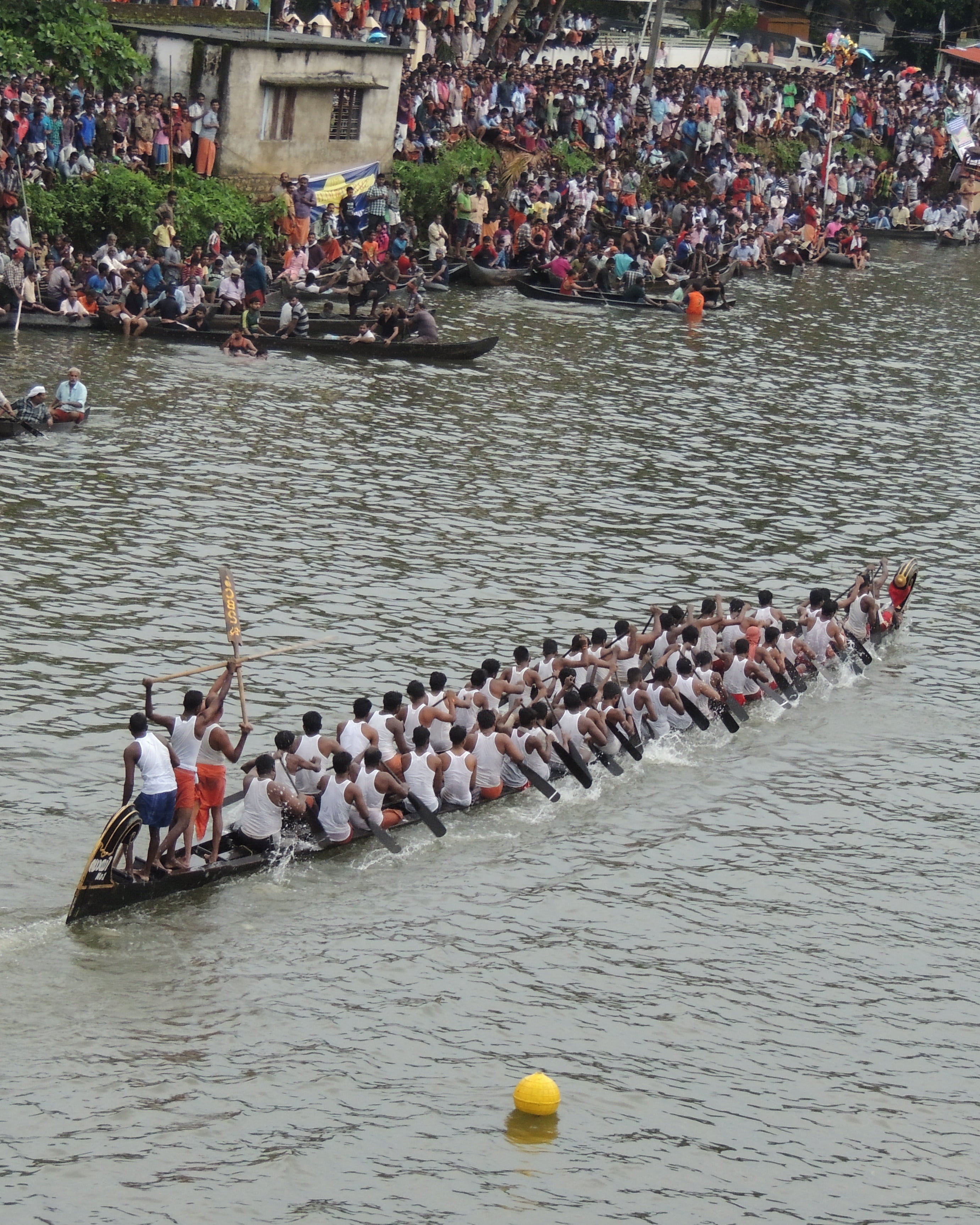 speed, lifestyles, group of people, architecture, women, transportation, kerala, race, high angle view, 2K, competition, boating, team, day, india, crowd, Phone HD Wallpaper