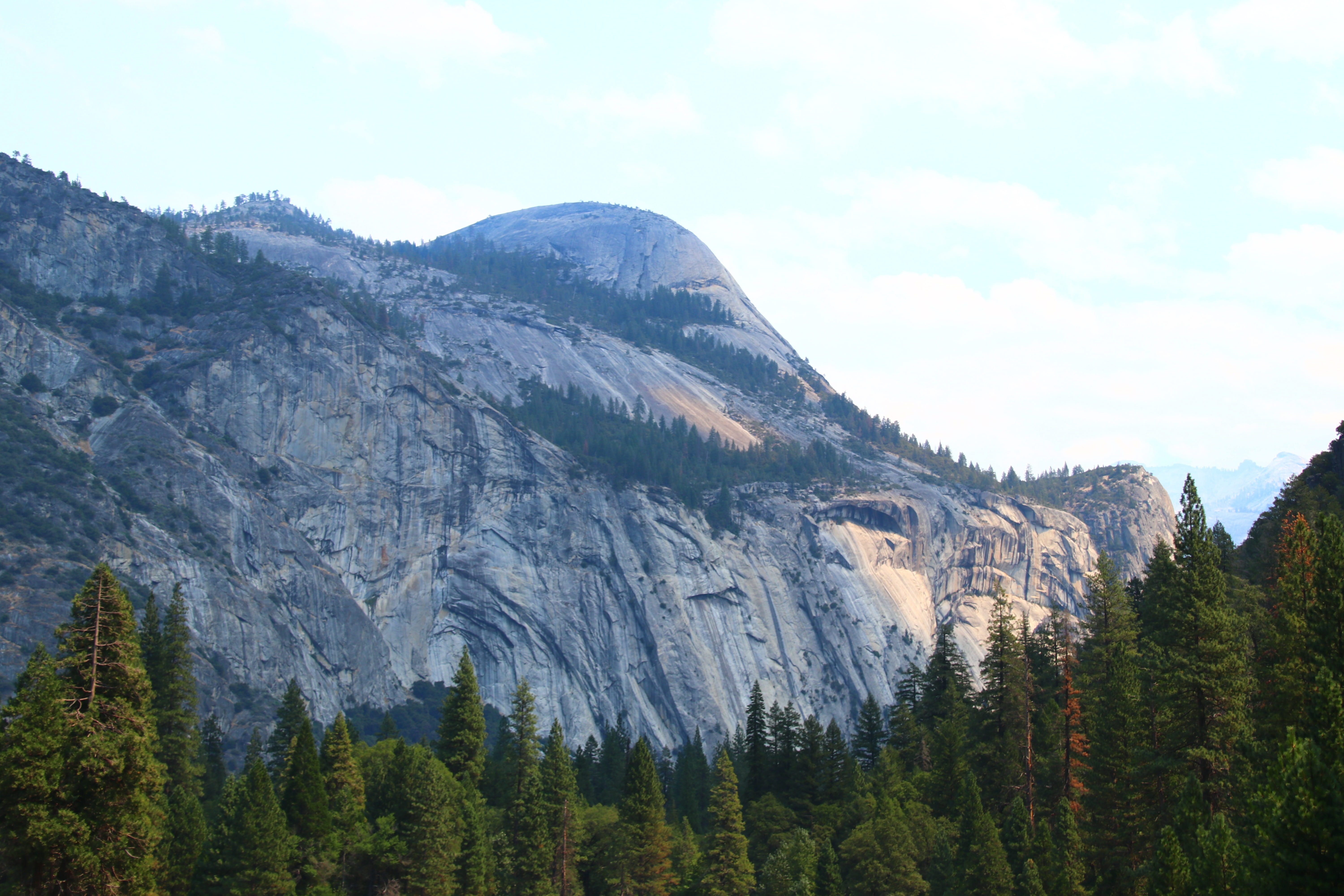 land, steinig, idyllic, rock, tranquility, cloud - sky, tree, outdoors, national park, overgrown, structure, yosemite, distant view, mountain peak, half, HD Wallpaper
