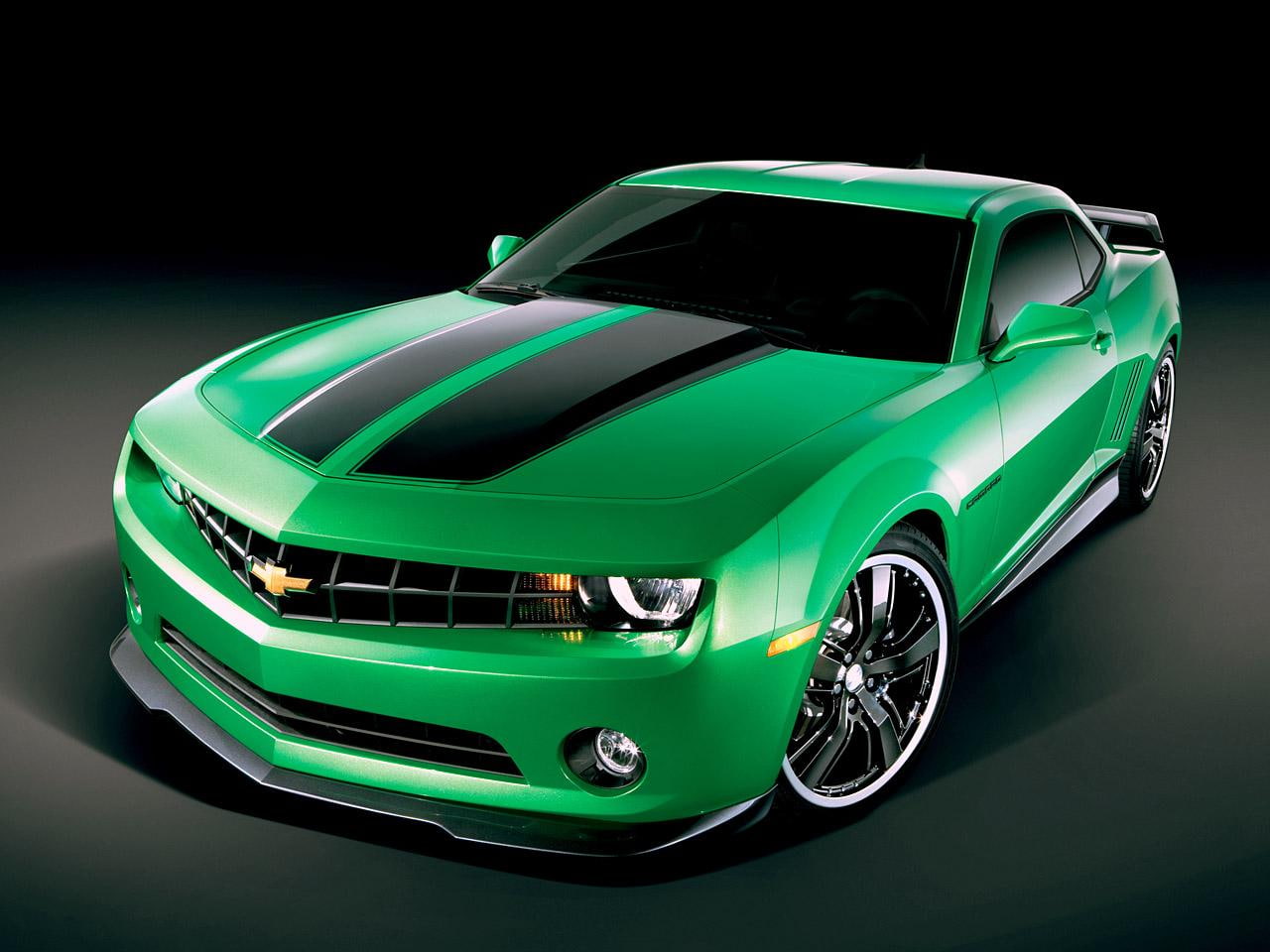 chrome, camaro, wheel, black background, luxury, car, sports car, chevy, metal, modern, clean, green color, fuel and power generation, racecar, transportation, HD Wallpaper