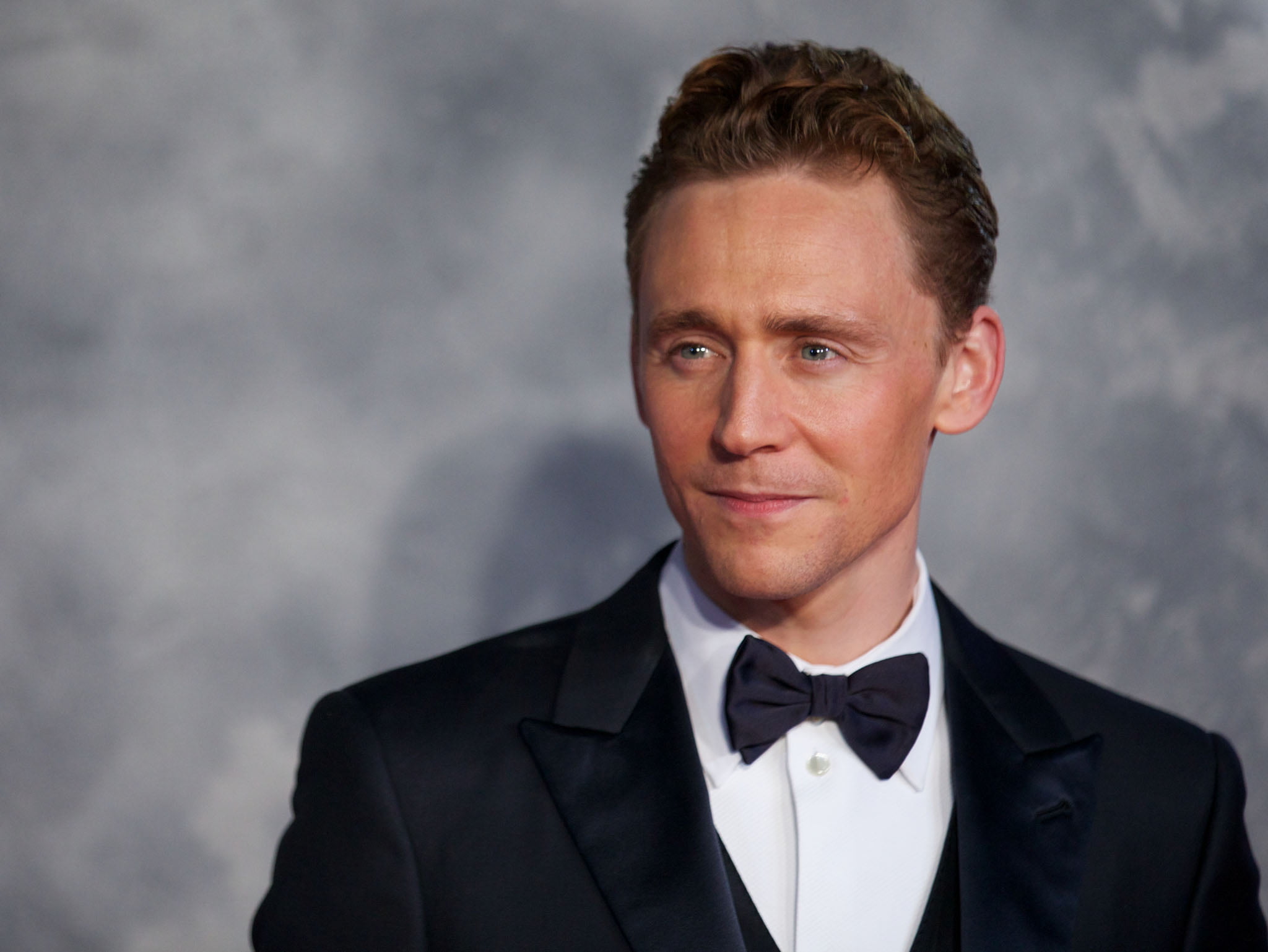 positive Emotion, beautiful People, looking At Camera, coat, confidence, close-up, smile, suit, bow tie, indoors, actor, men, handsome, looking, elegance, HD Wallpaper