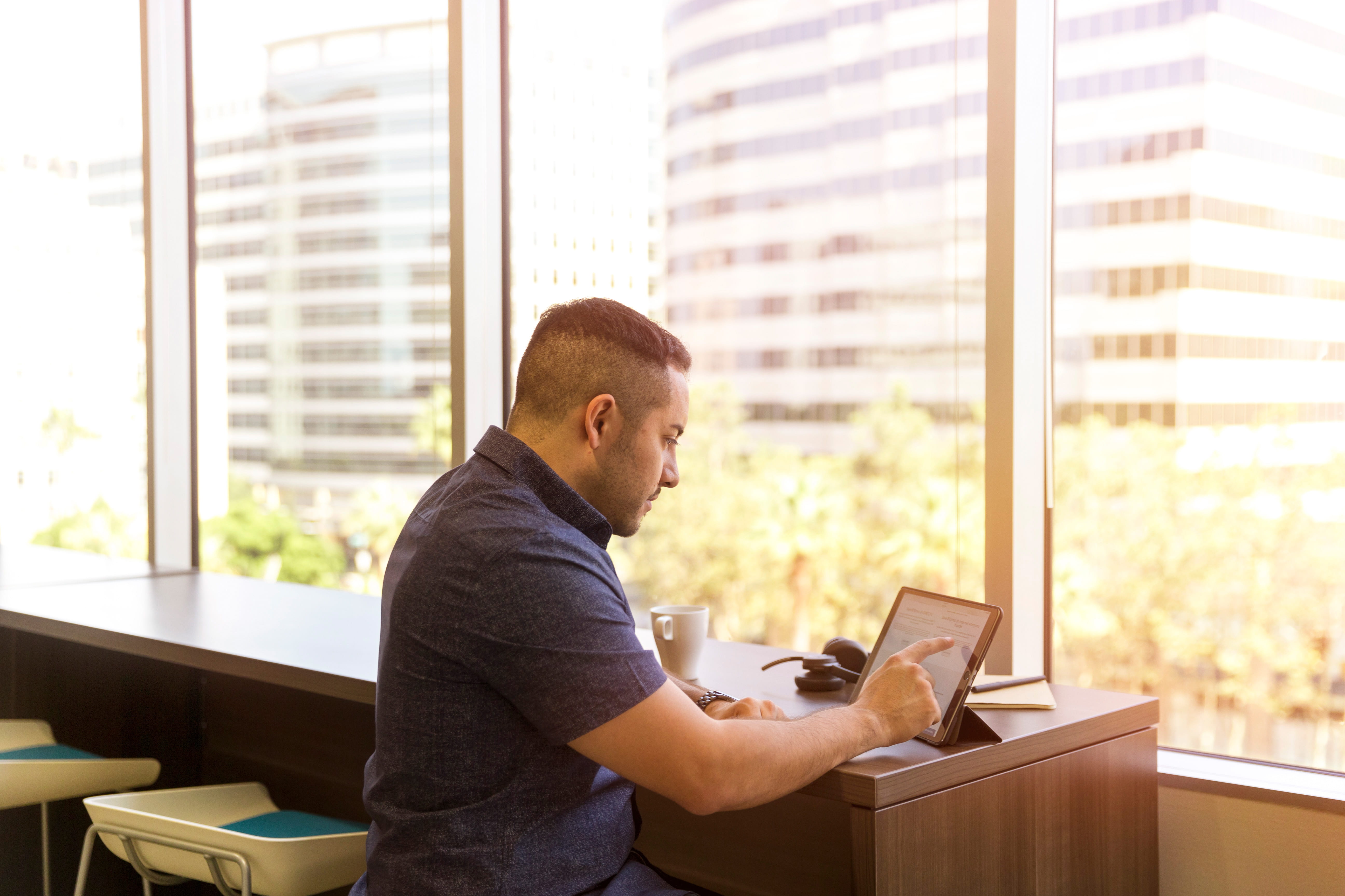 business, male, technology, sales person, using laptop, indoors, adult, man, tablet, desk, using, front, contemplation, daytime, hand, sales pro, computer, HD Wallpaper