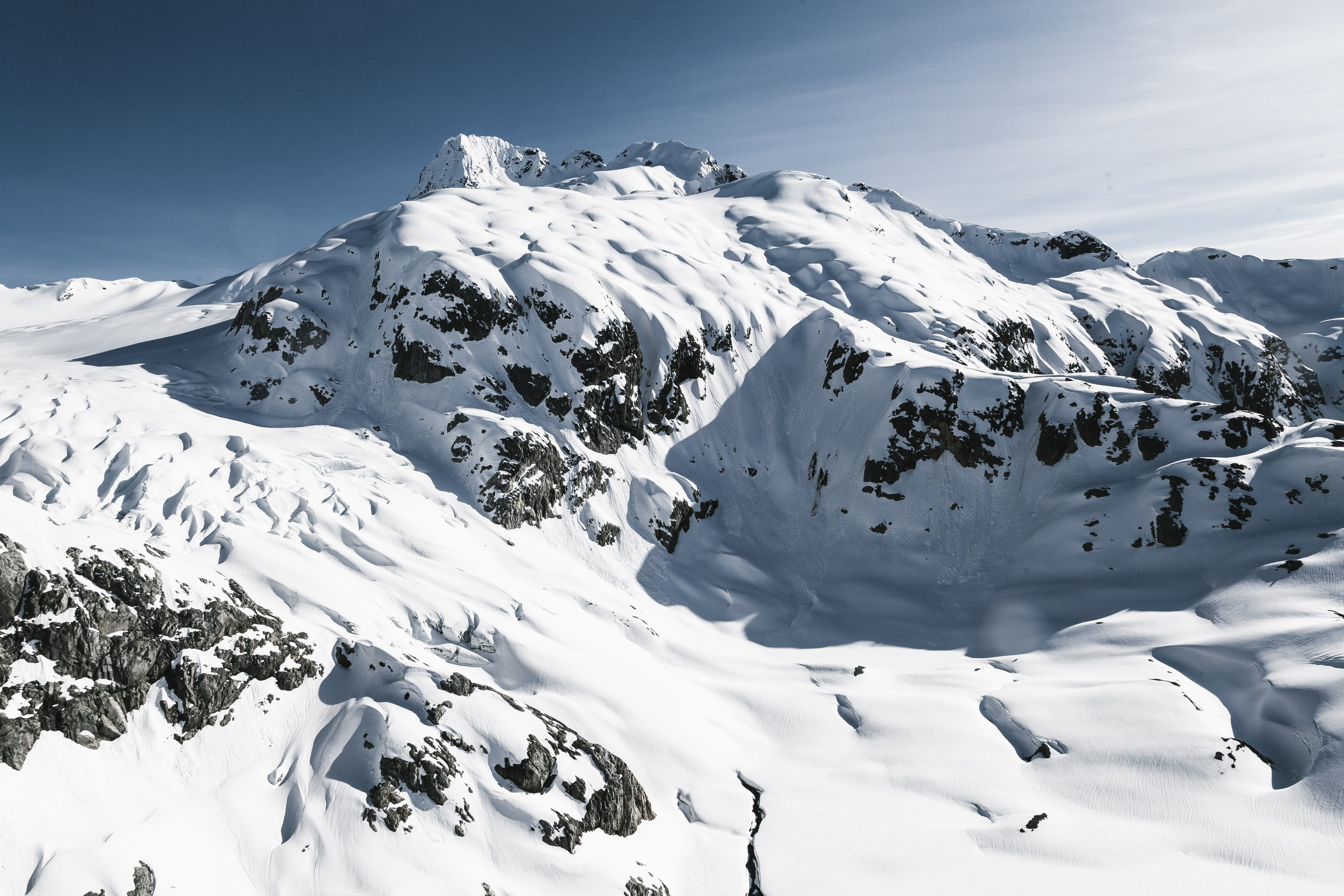 daytime, 5K, hiking, skiing, seasonal, victory, hill, rock, mountain, rock climb, white color, view, forest, cold temperature, top, day, ice, achieve, HD Wallpaper
