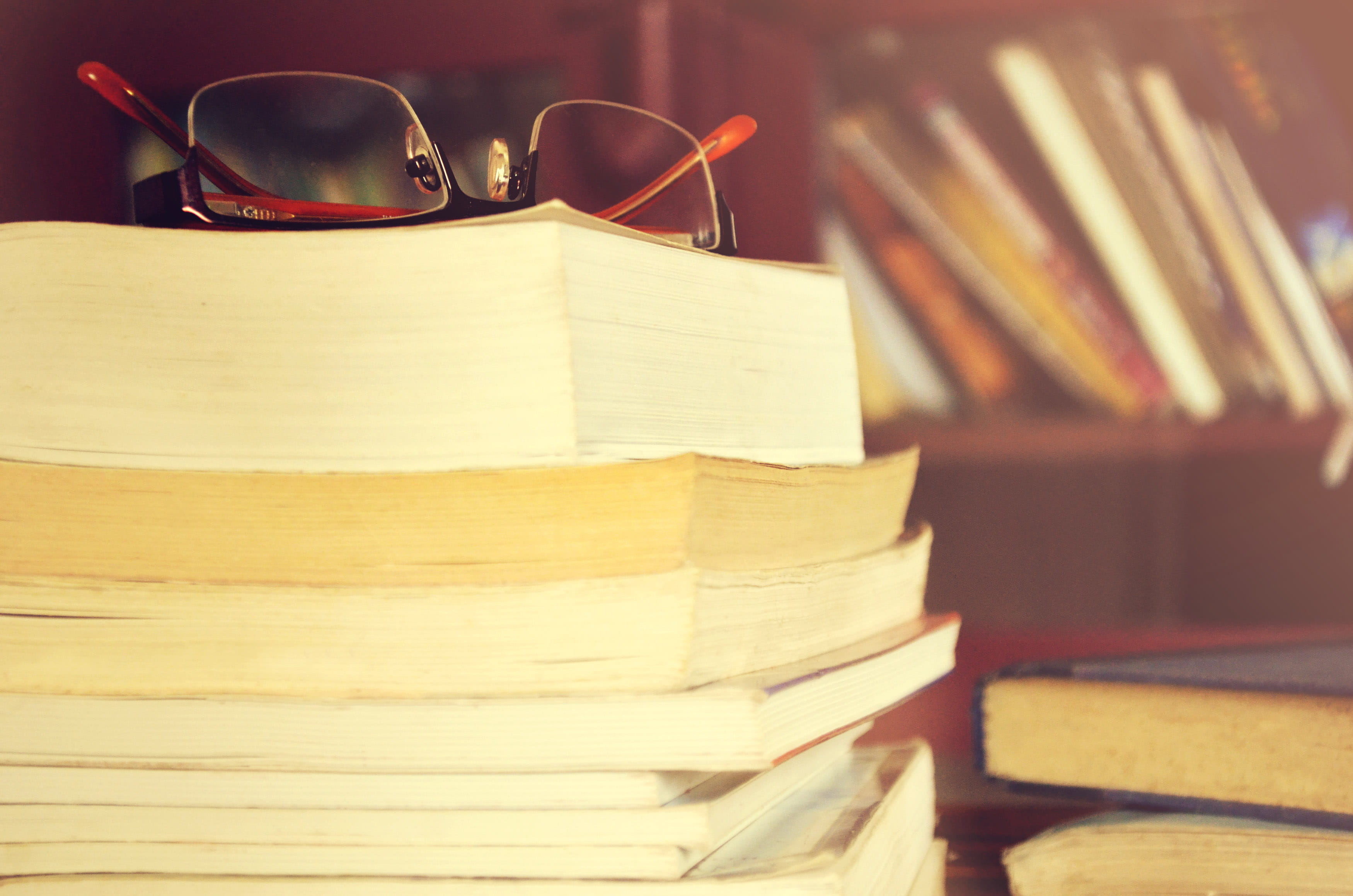 study, focus on foreground, glass, studying, no people, stack, wisdom, library, school, read, literature, still life, paper, table, eyeglasses, publication, HD Wallpaper