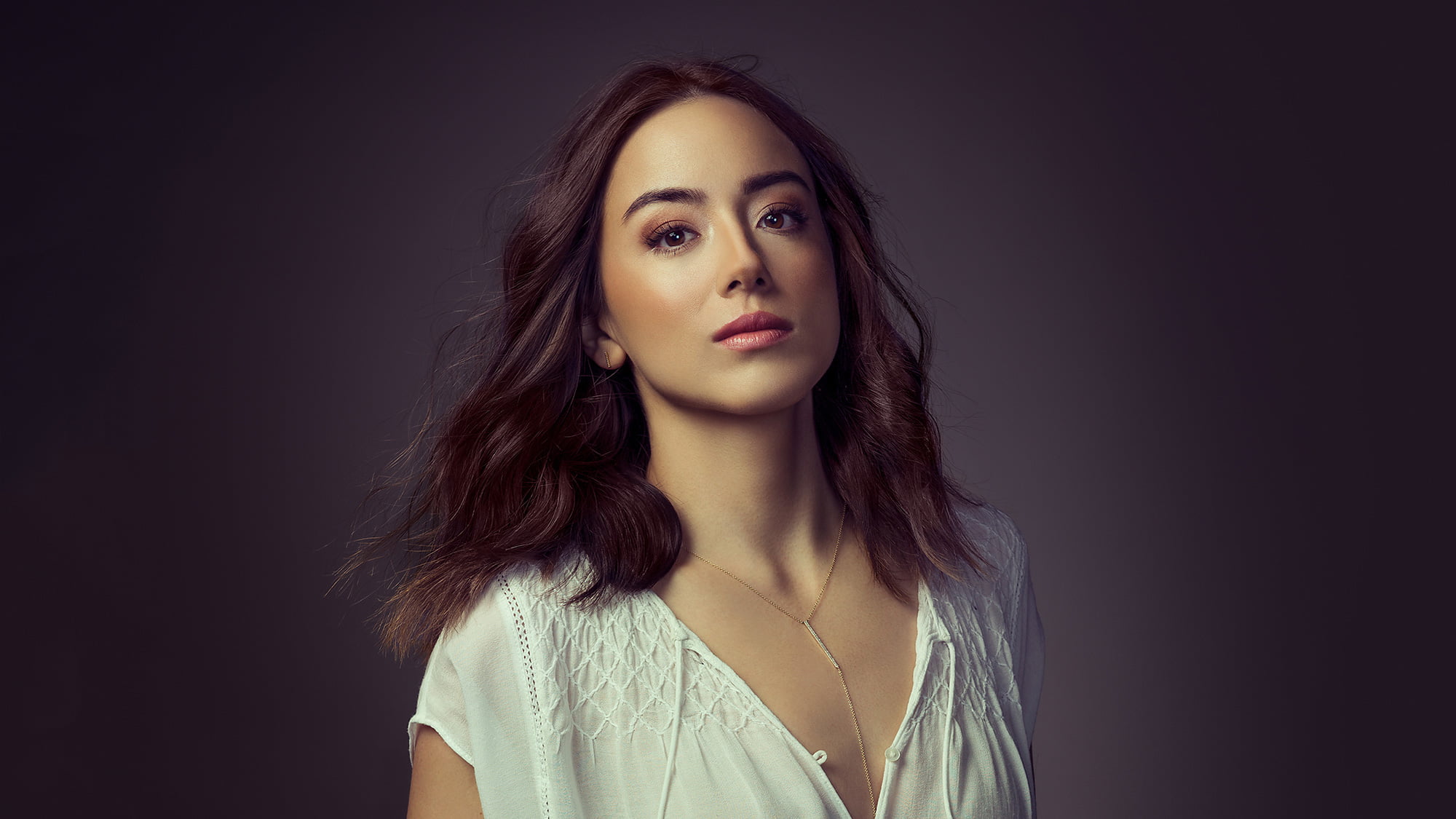 women, beauty, one person, headshot, glamour, portrait, human hair, 1080P, indoors, long hair, beautiful woman, modern, human face, hair, young adult, HD Wallpaper