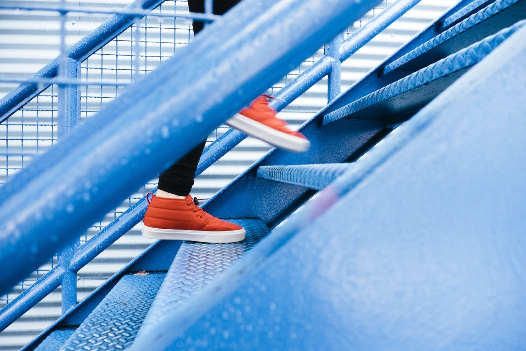 steps, selective focus, orange, unrecognizable person, escalator, top, sneakers, indoors, stairs, blue, climbing, low, white, metal, cleaning, security, HD Wallpaper