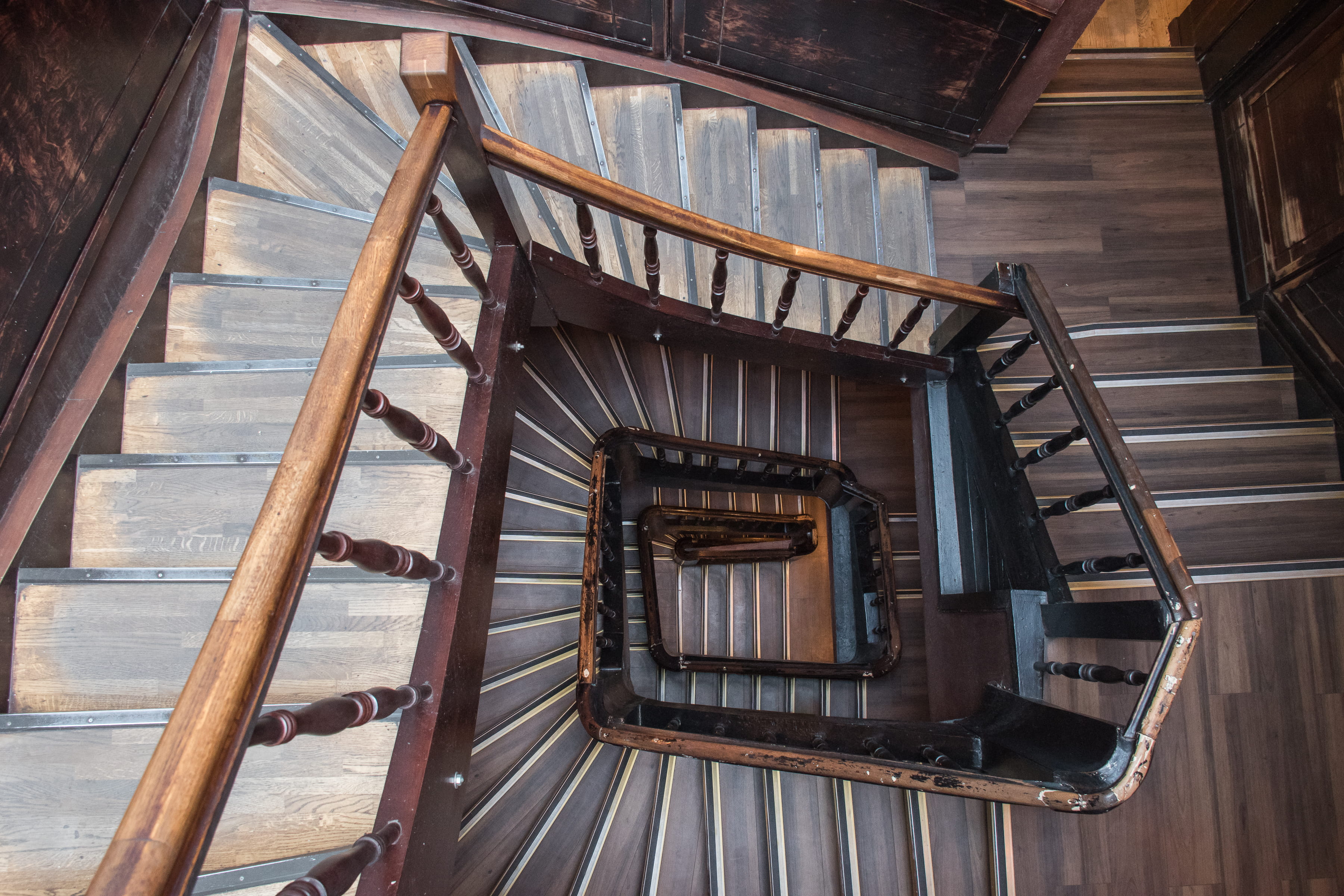directly above, railing, spiral staircase, absence, ukraine, wooden, lviv handmade chocolate, wood - material, spiral, built structure, wood, stairs, banister, HD Wallpaper