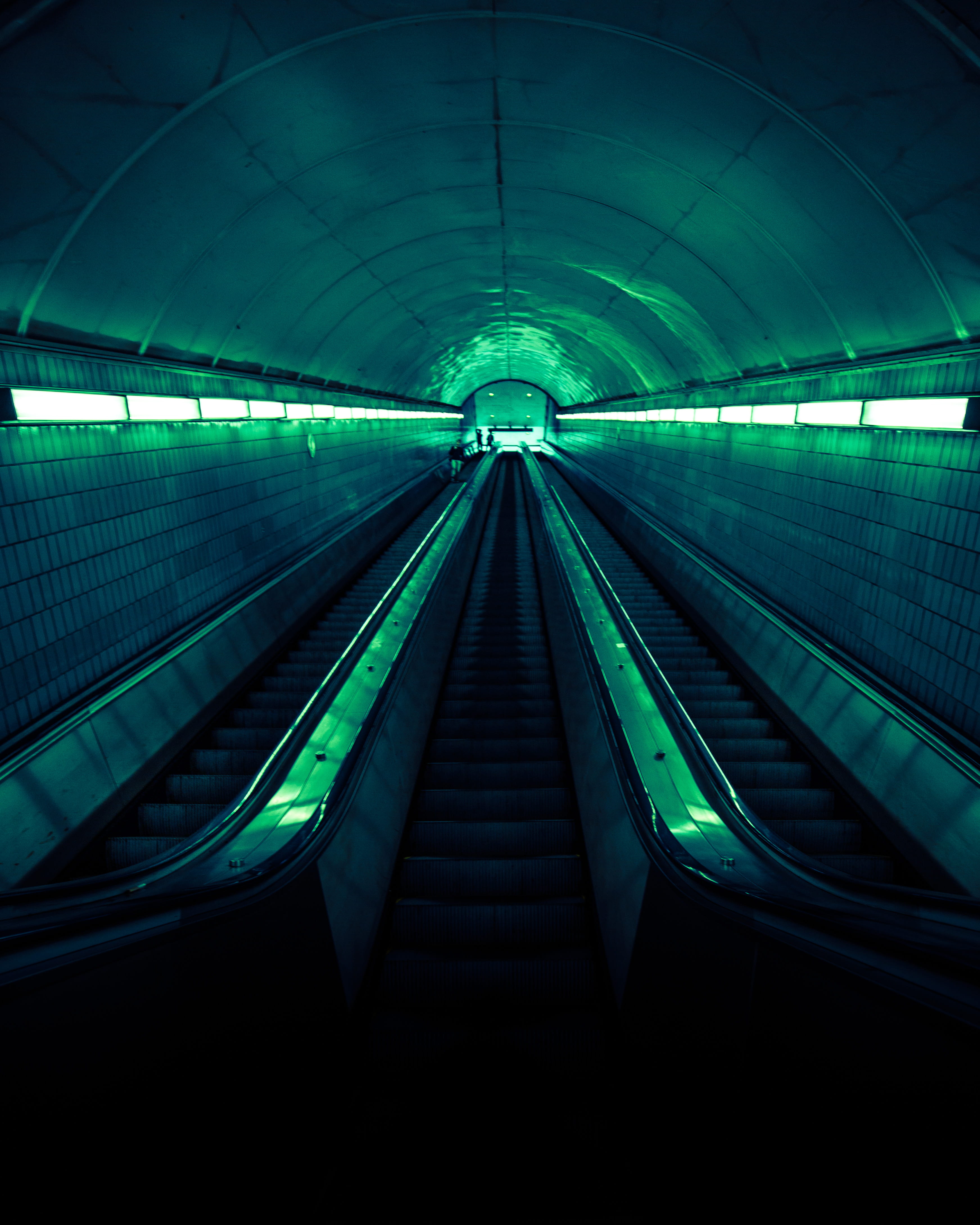 step, subway, neon, light, empty, photo, 4K, stair, mode of transportation, architecture, vanishing point, no people, rail transportation, tunnel, ceiling, Phone HD Wallpaper