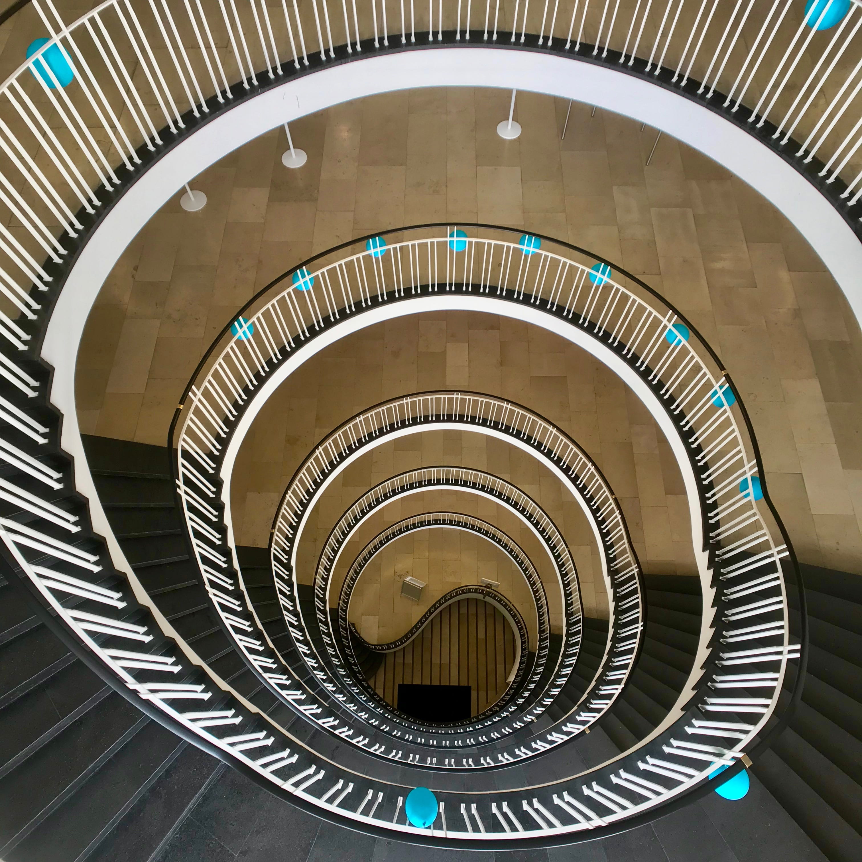repetitive, architecture, ying, yang, stairs, munich, high angle view, steps and staircases, architectural feature, inside, bavarium, design, spiral staircase, Phone HD Wallpaper