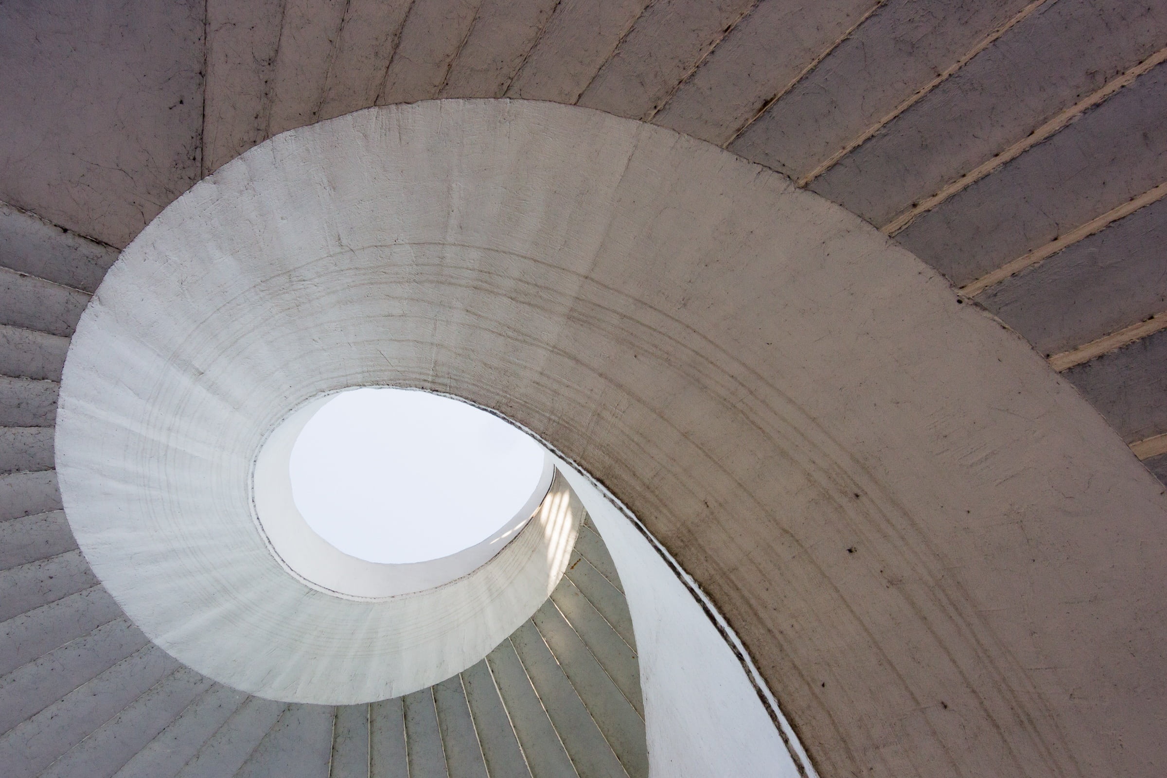 snail, circle, architecture, puzzle, day, curve, round, warsaw, railing, question, stairs, outdoors, pattern, angle, mystery, stair, 1080P, detail of, HD Wallpaper