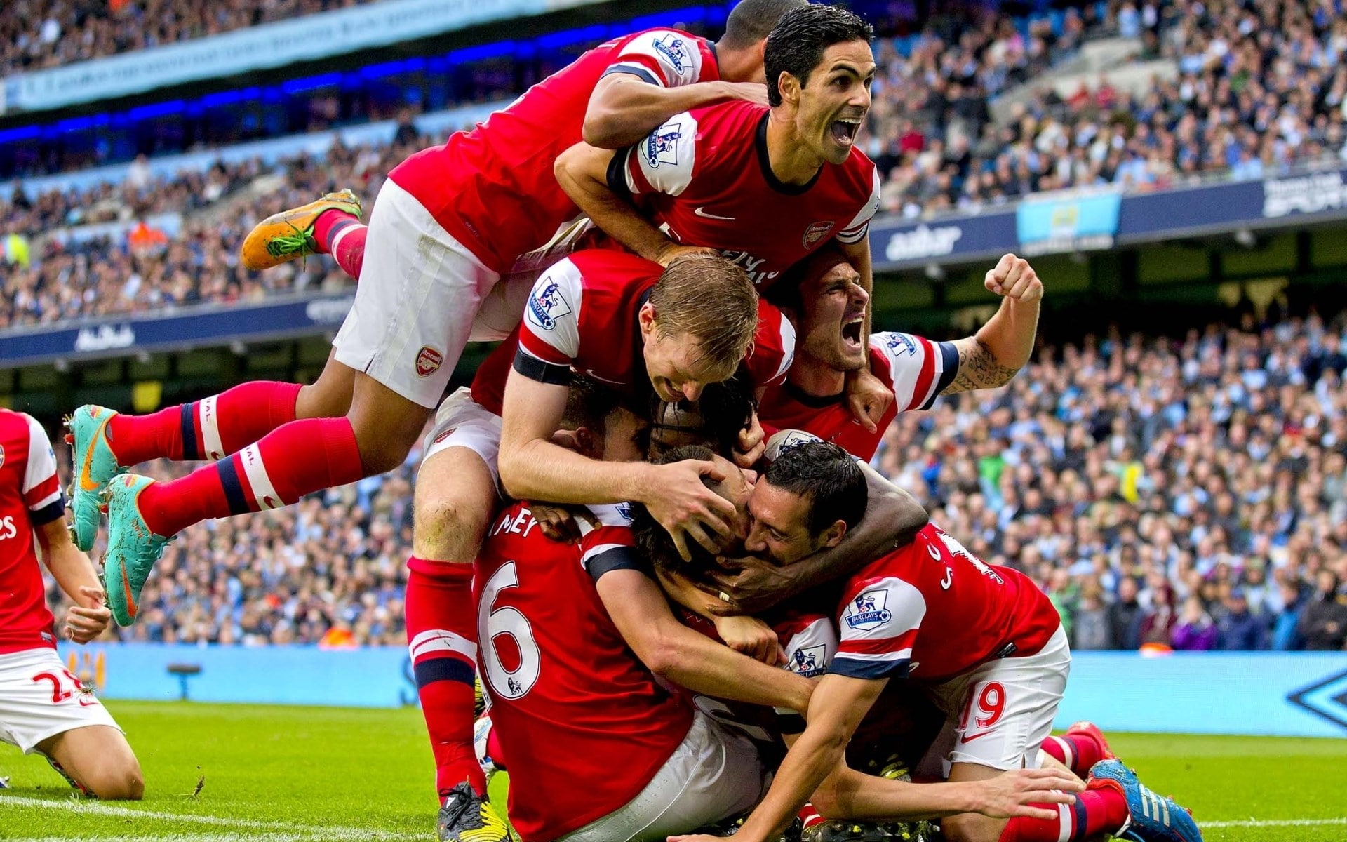 grass, athlete, sport, clothing, men, sportsman, stadium, positive emotion, young men, spectator, focus on foreground, excitement, group of people, arsenal fc, HD Wallpaper