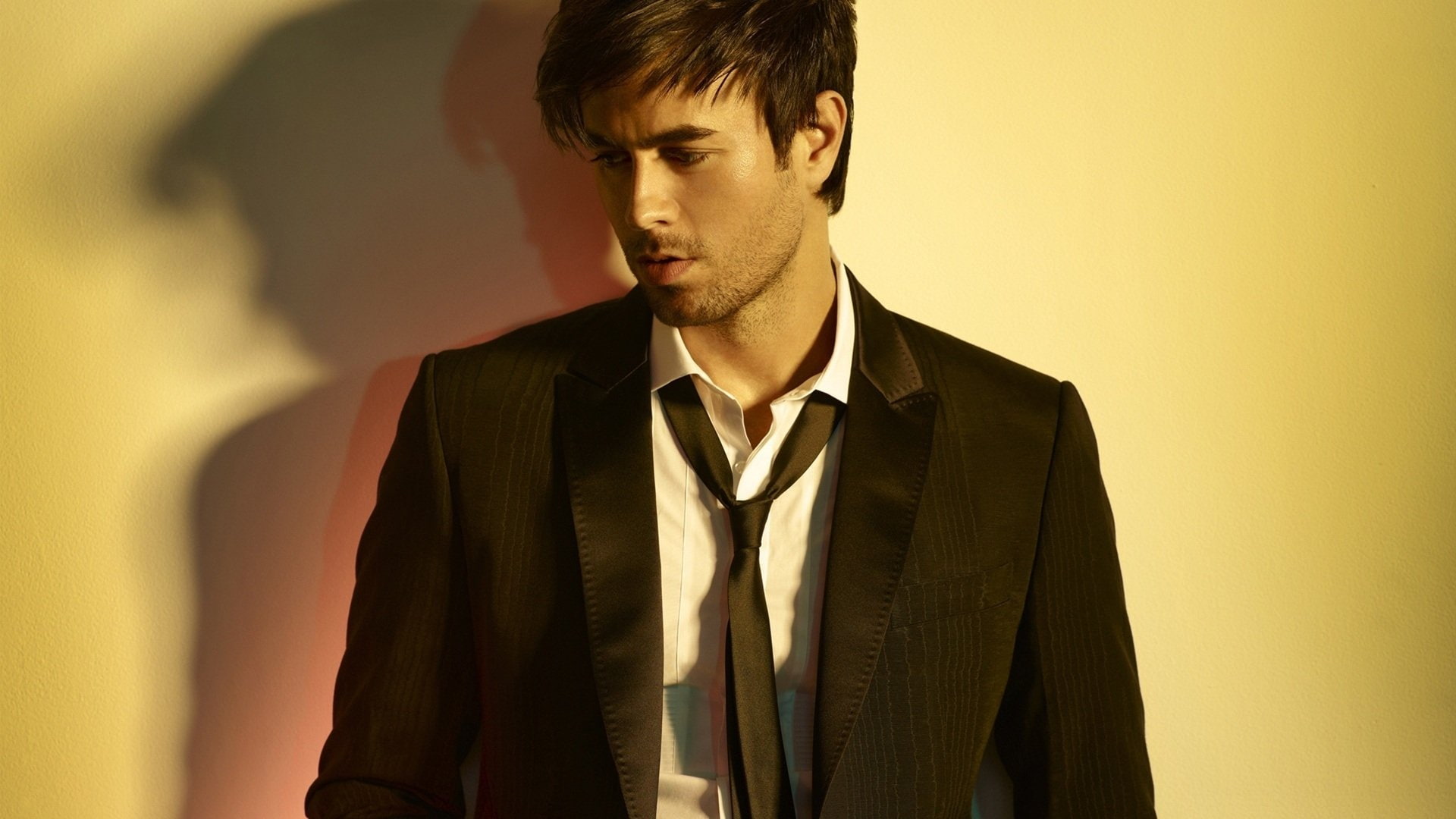 men, black, suit, Singers, formal, Enrique Iglesias, 1080P, s, jacket, HD Wallpaper