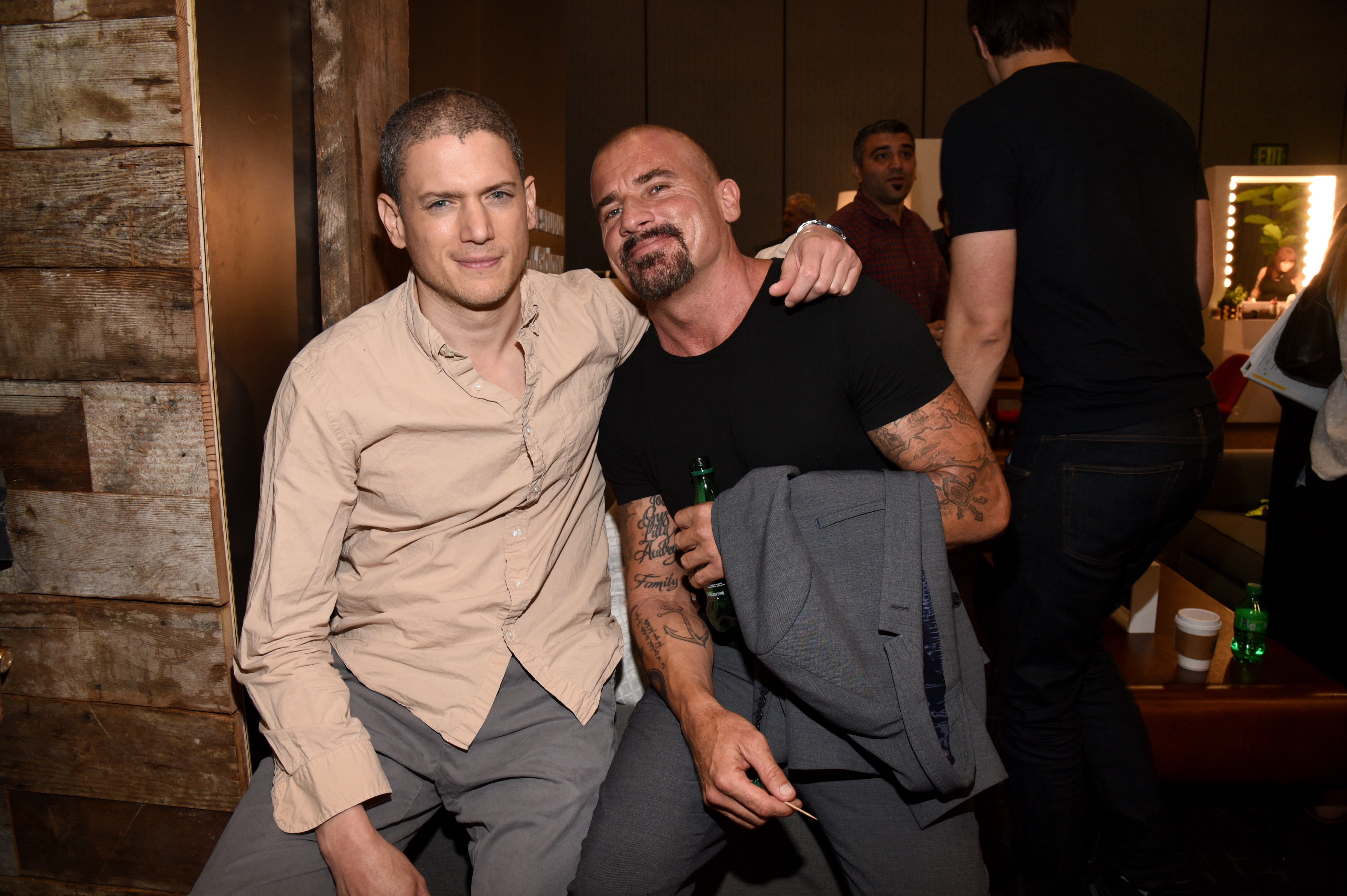 males, smiling, people, mid adult men, arm around, leisure activity, standing, three quarter length, young men, group of people, real people, bonding, wentworth miller, HD Wallpaper