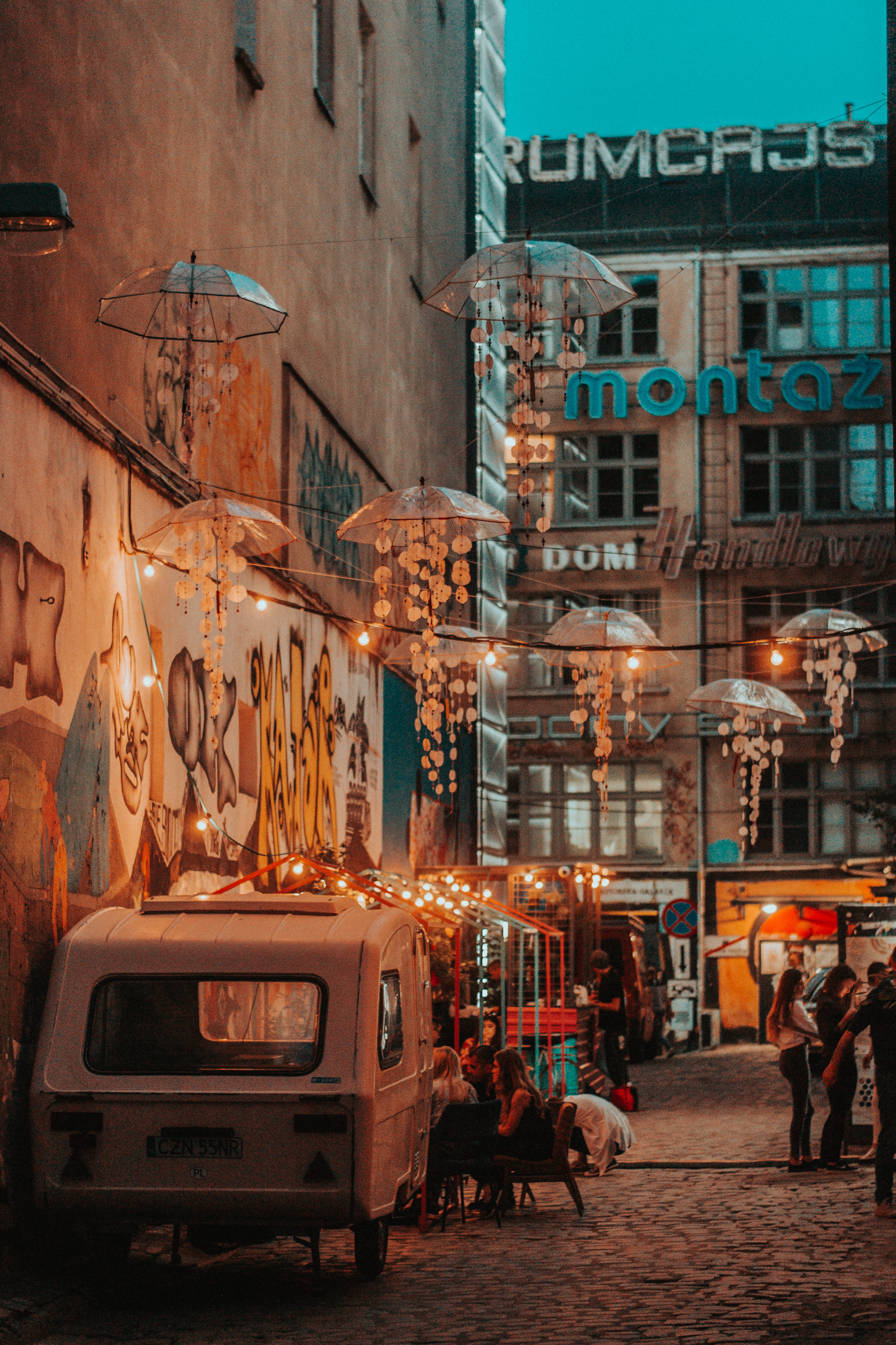 built structure, daytime, illuminated, gastronomy, transportation, near, chair, buildings, neon, concrete, mode of transportation, 4K, motor vehicle, light, Phone HD Wallpaper