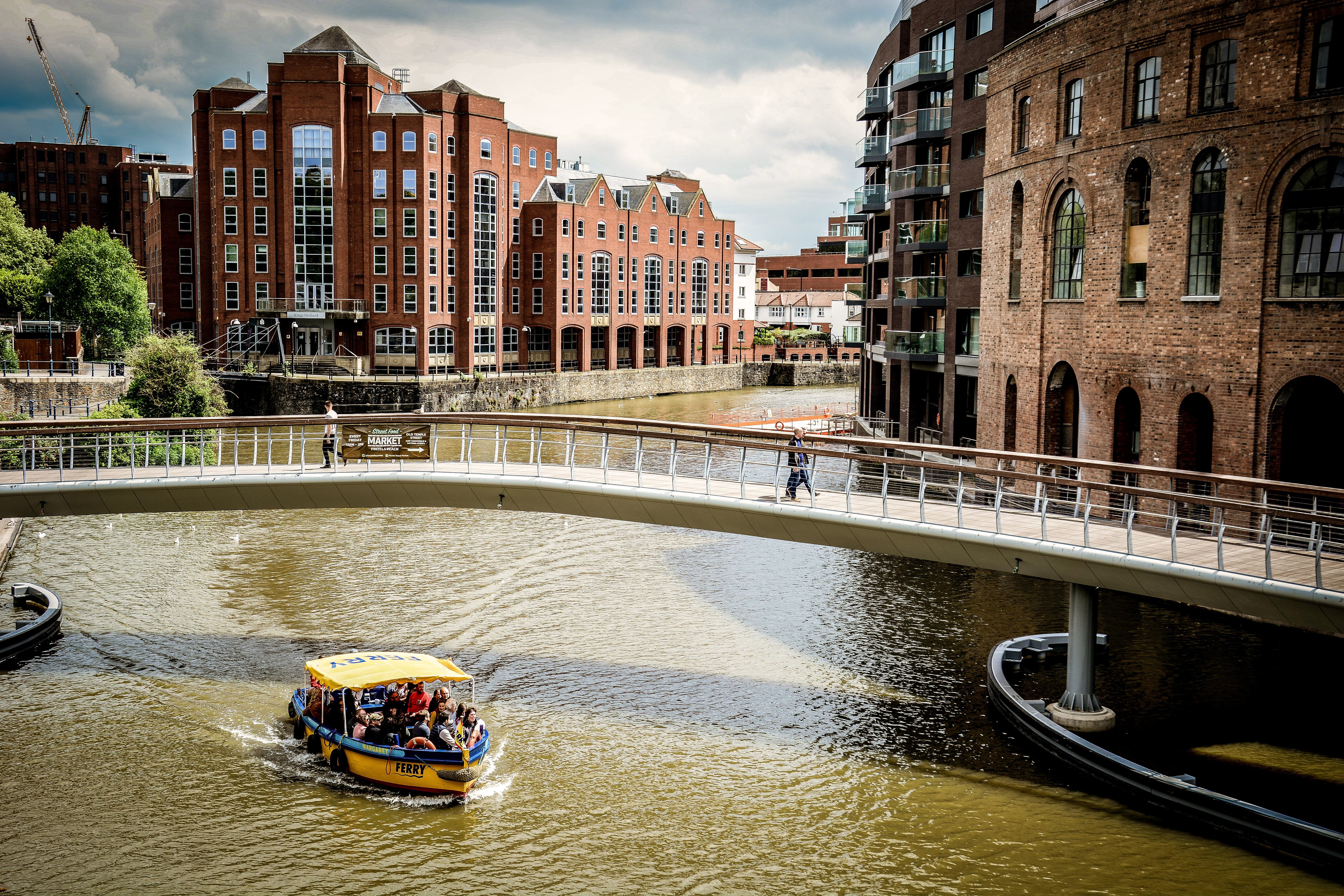 urban, england, canal, day, city Life, water, waterfront, boat, bristol, avon, two, footbridge, blue, bridge - Man Made Structure, 5K, outdoors, connection, HD Wallpaper