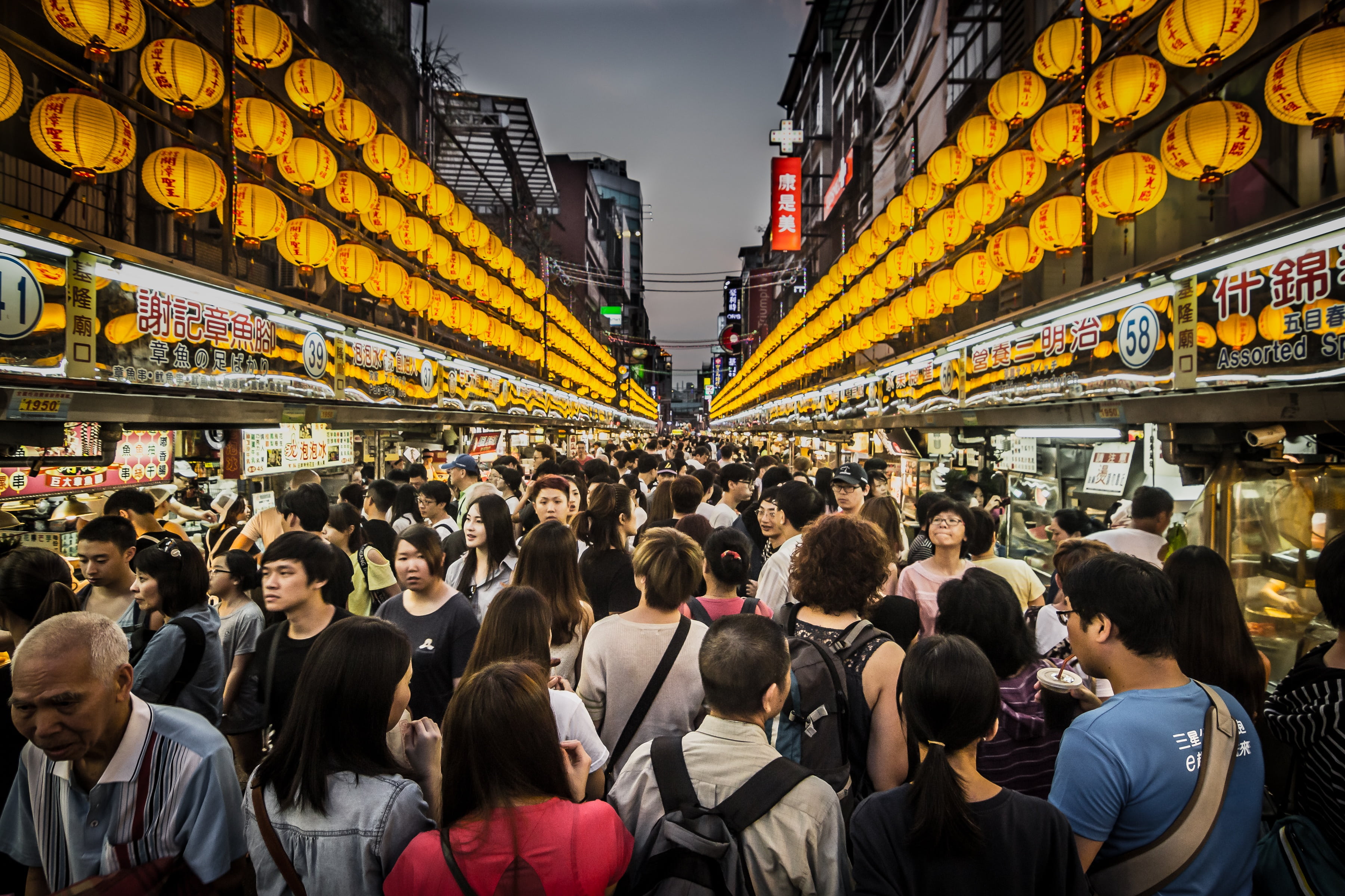 tourist, crowd, transportation, city, taiwan, building exterior, women, real people, night market, asia, 2K, travel destinations, men, people, group of people, HD Wallpaper