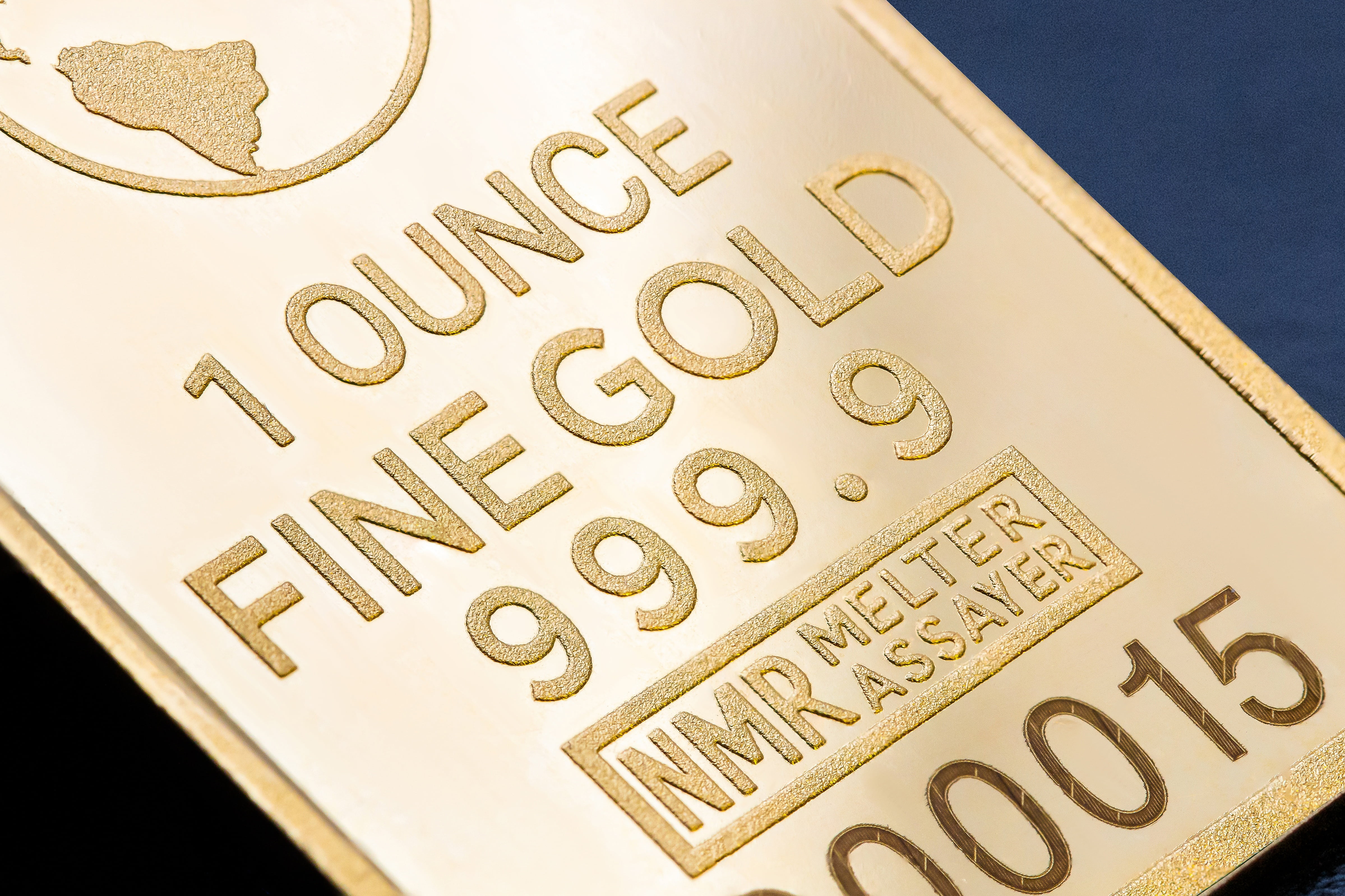 finance, global intergold, indoors, gold colored, ounch, currency, investment, rich, no people, financial, paper currency, cash, golden, gold, ingot, wealth, HD Wallpaper