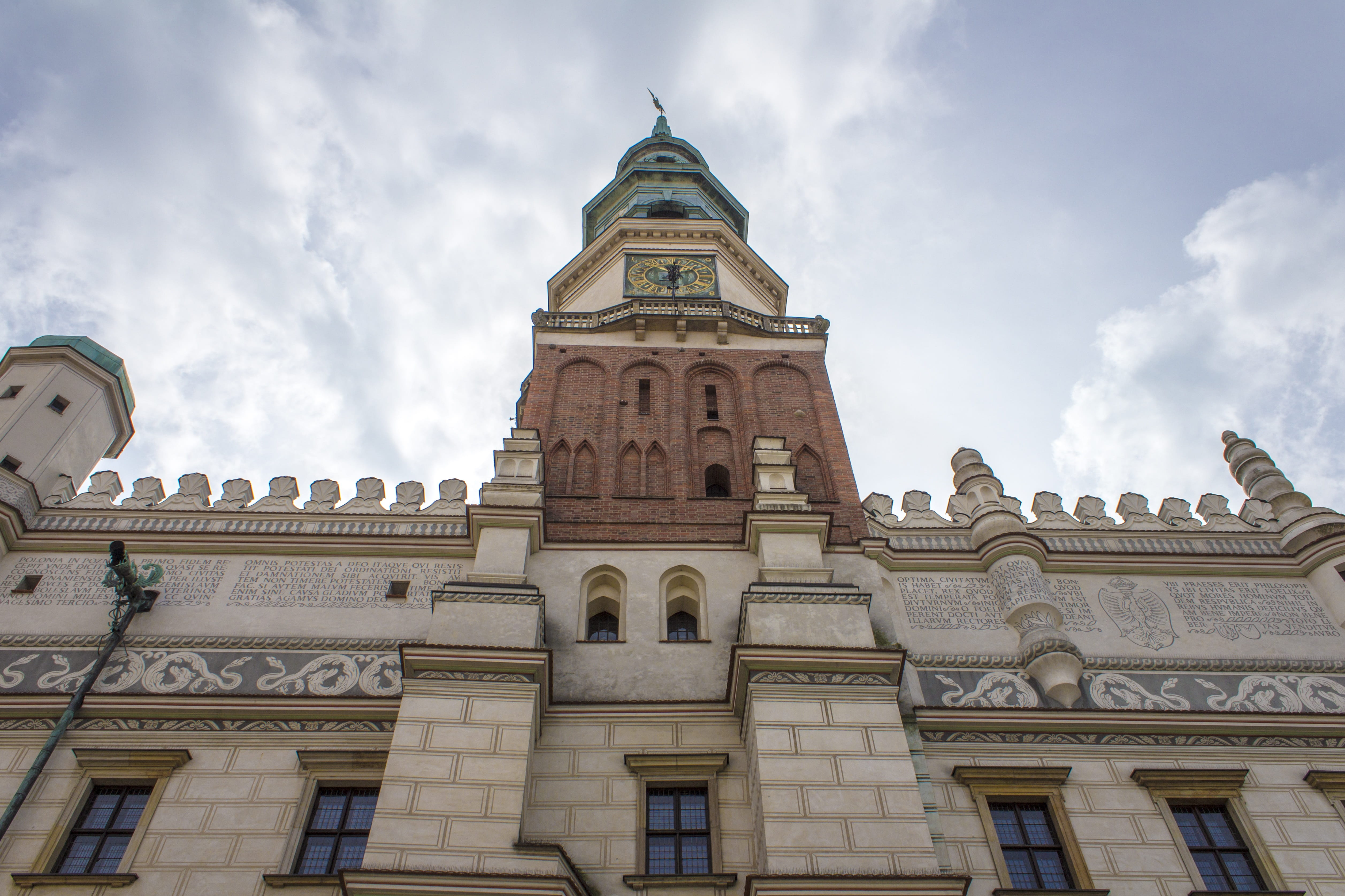spire, old town square, outdoors, the past, travel, buildings, city, poznan, history, courthouse, built structure, architecture, building exterior, belief, HD Wallpaper