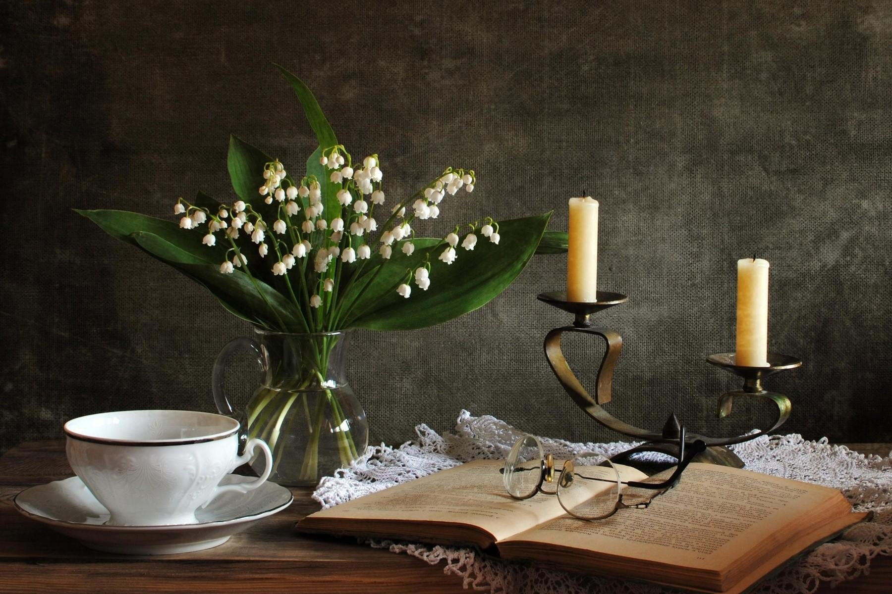 two, white, candlestick Holder, candle, backgrounds, indoors, mug, christmas, black, crockery, pen, lilies of the valley, nature, household equipment, tea pair, HD Wallpaper