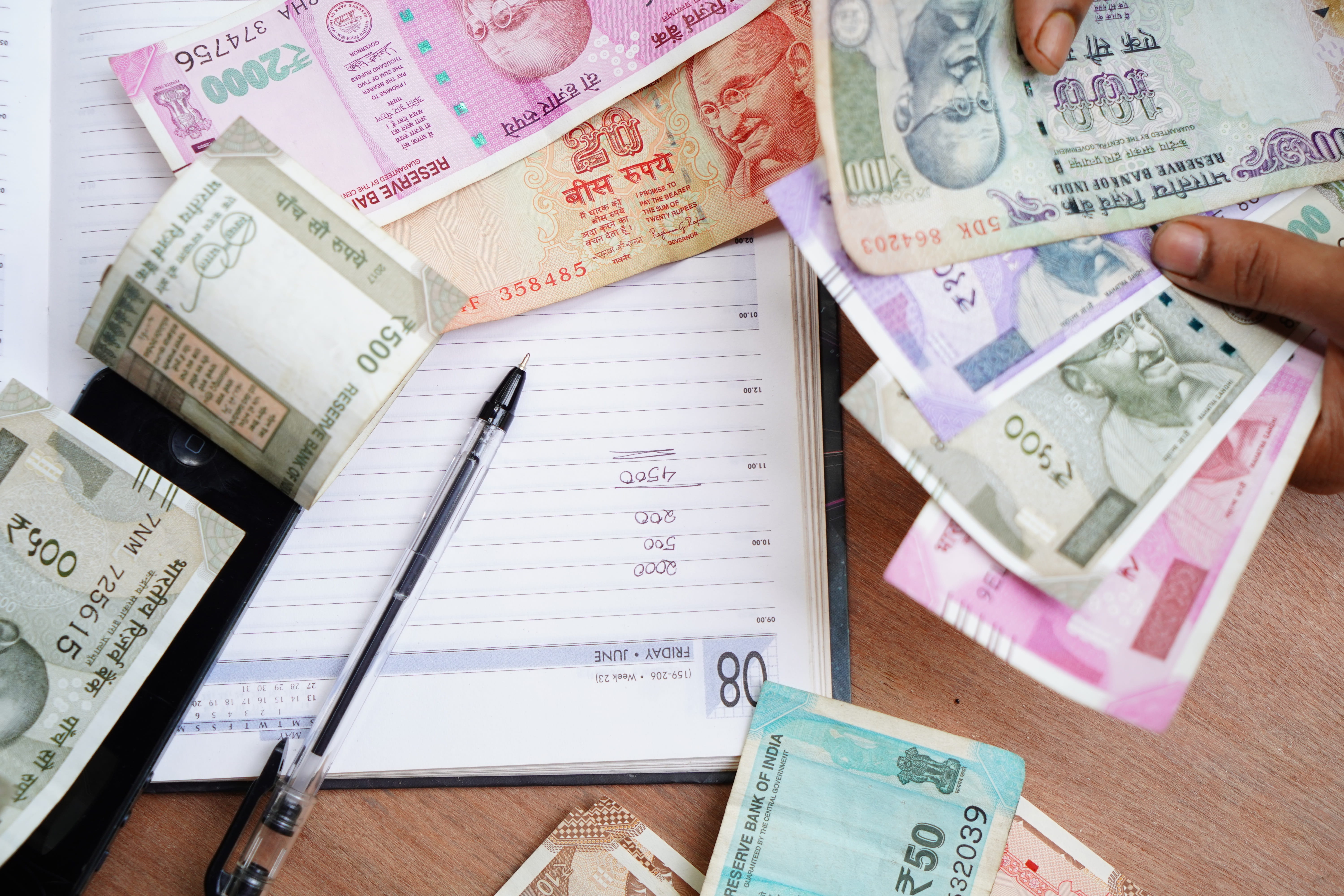 occupation, giving, checkout, people, representation, pen, indian currency, india, paper, indoors, bank, communication, currency, rupee, letter - document, HD Wallpaper