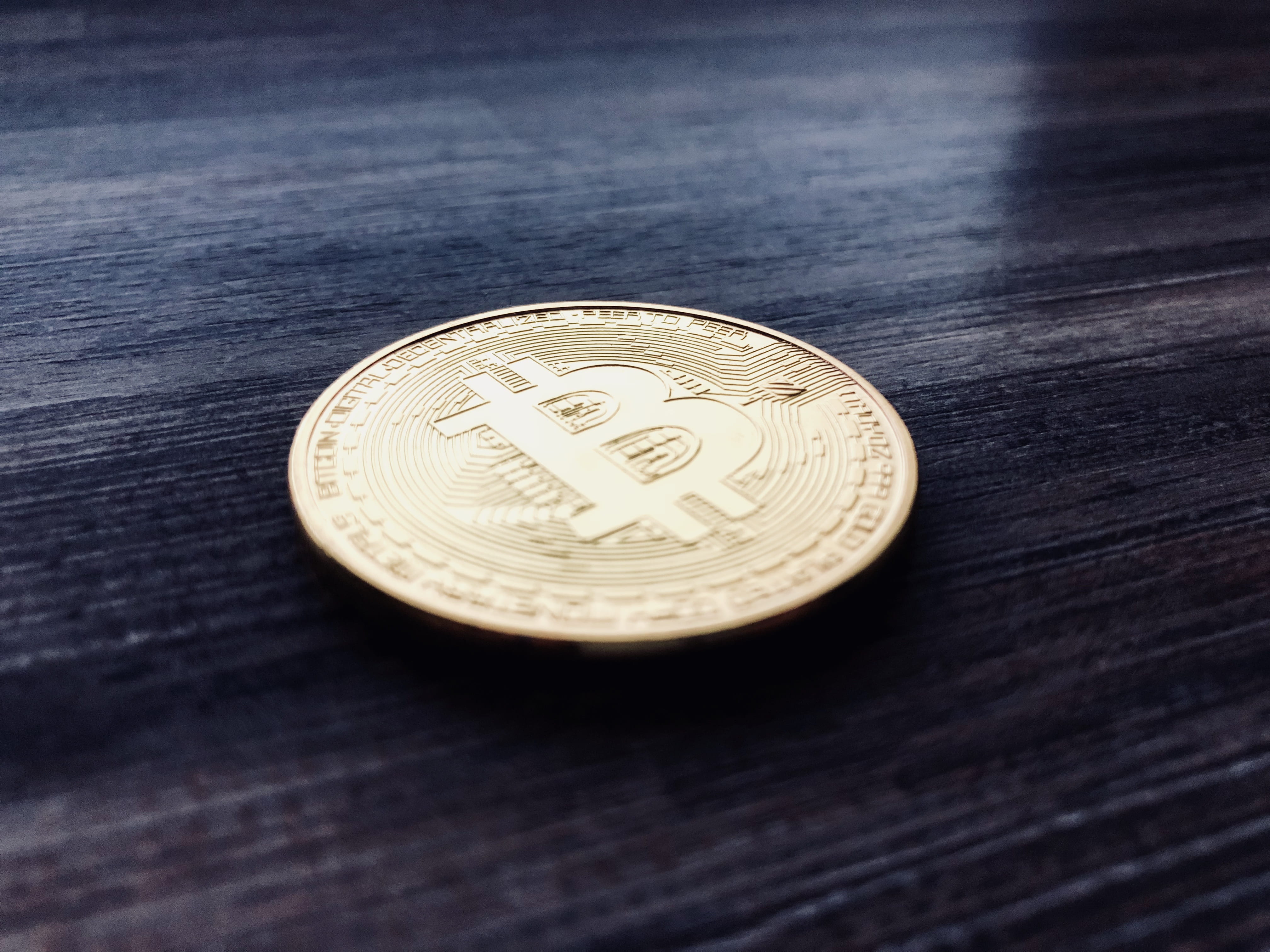 indoors, wealth, metal, cryptocurrency, business, speculation, money, antique, coin, krypto, circle, btc, currency, no people, future, geometric shape, HD Wallpaper