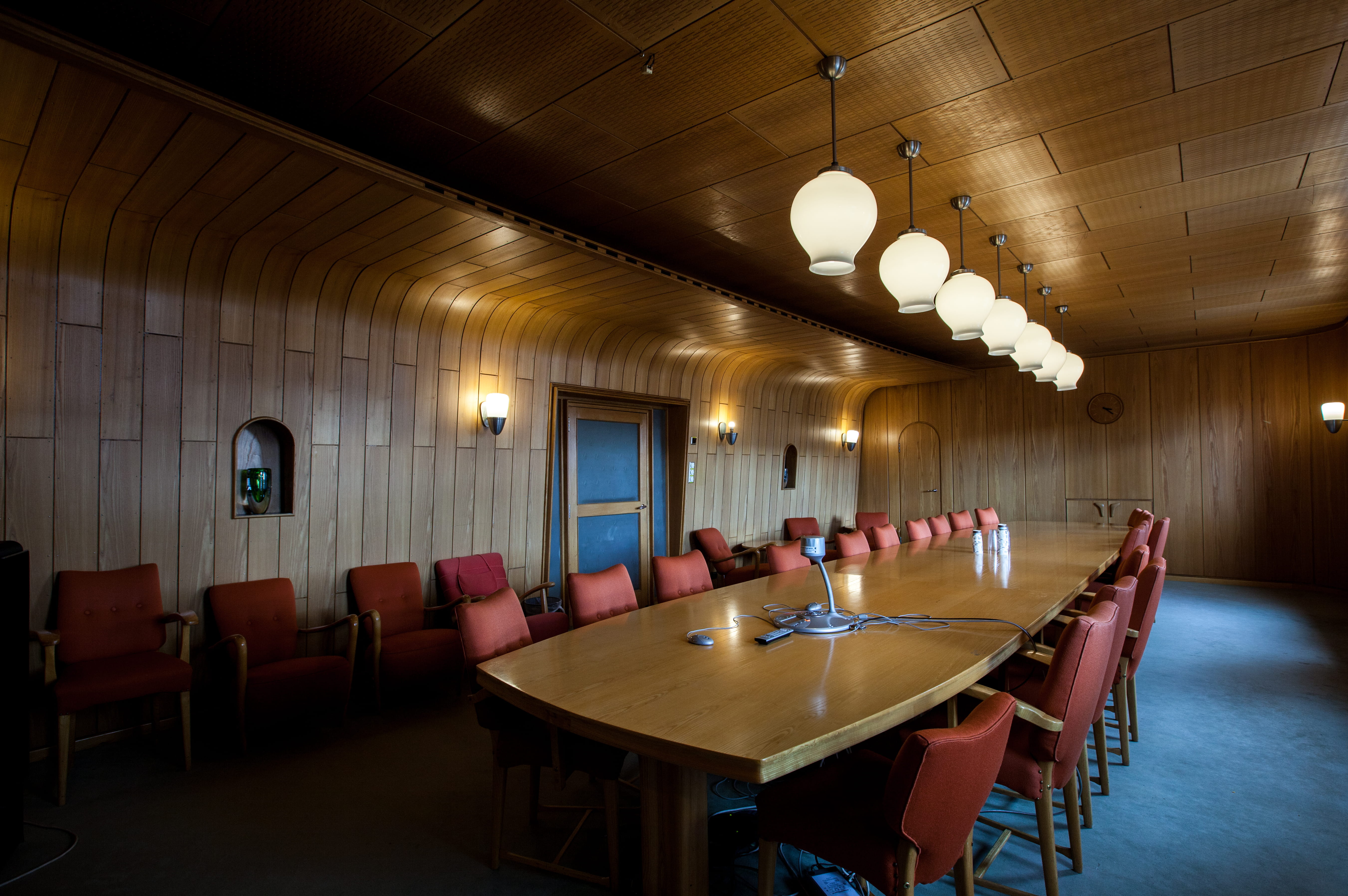 boardroom, retro, interior design, work, ceiling, furniture, luxury, norway, chair, table, 5K, company, office, no people, corporate, built structure, HD Wallpaper