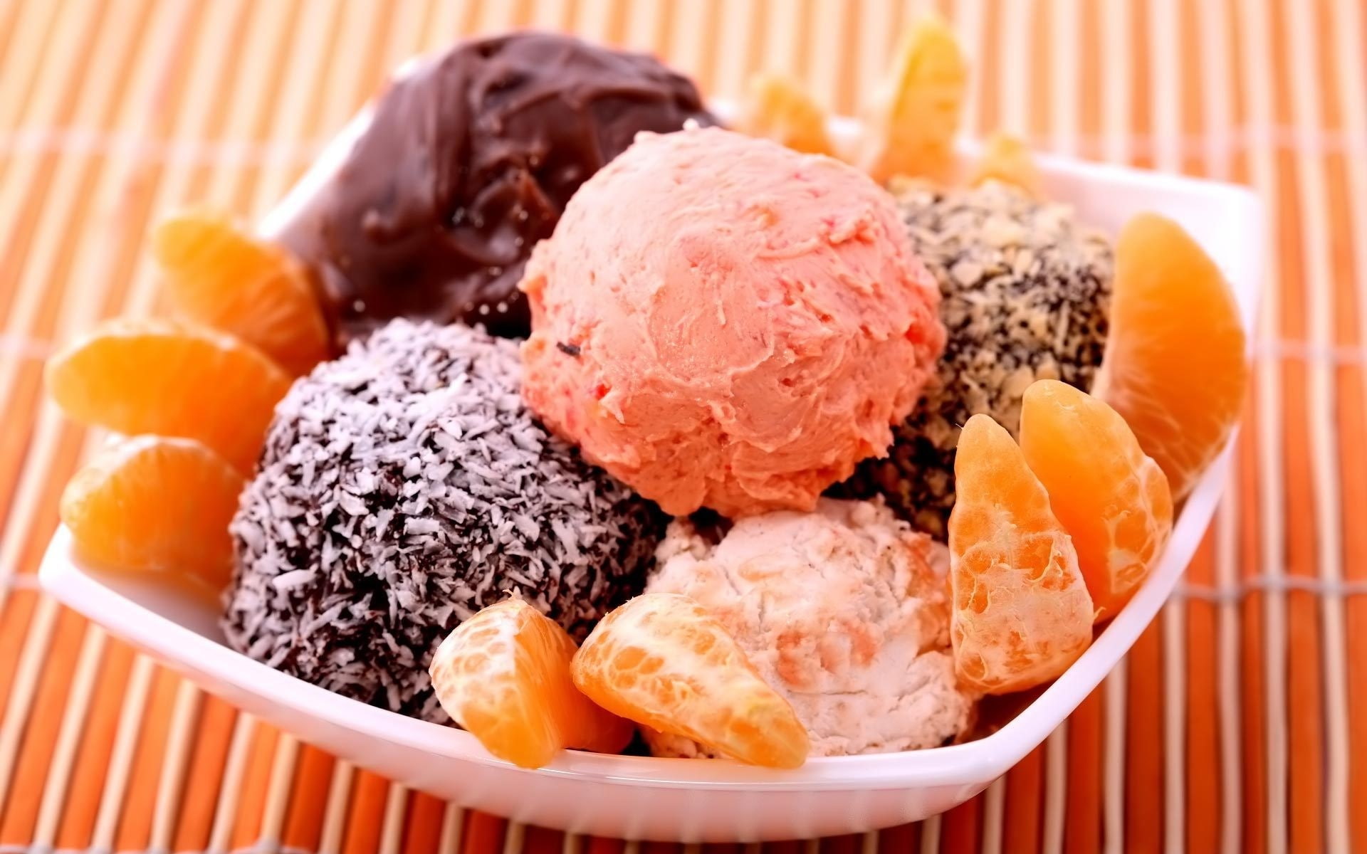 no people, frozen food, Ice-cream, healthy eating, food, Balls, vanilla ice cream, berry fruit, studio shot, freshness, japanese food, dessert, sweet, close-up, HD Wallpaper