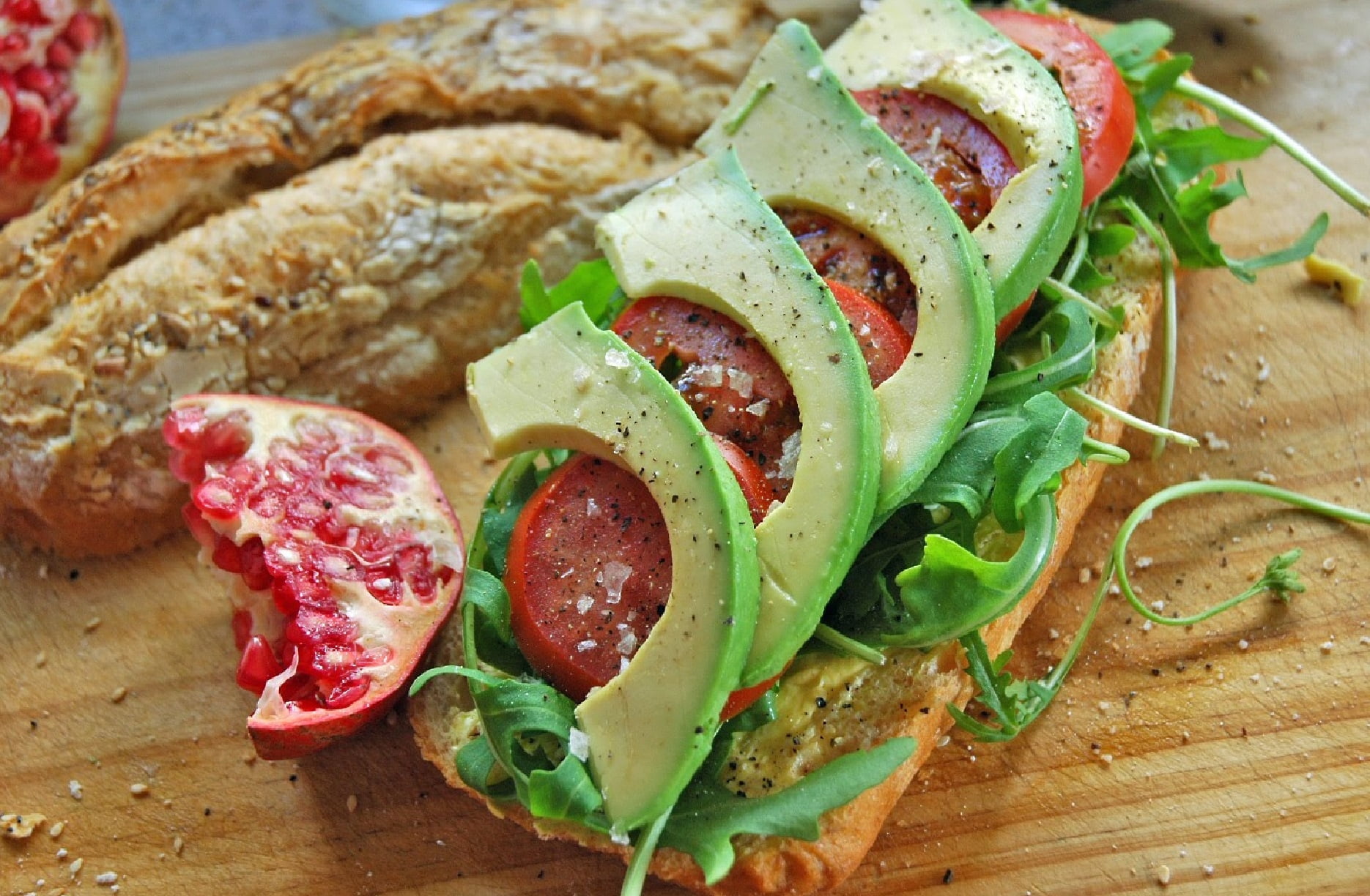 slice, sliced, lunch, greek food, barbecue, red, homemade, gourmet, snack, sausage, ready-to-eat, onion, bread, lettuce, fruit, vegetarian food, fajita, HD Wallpaper