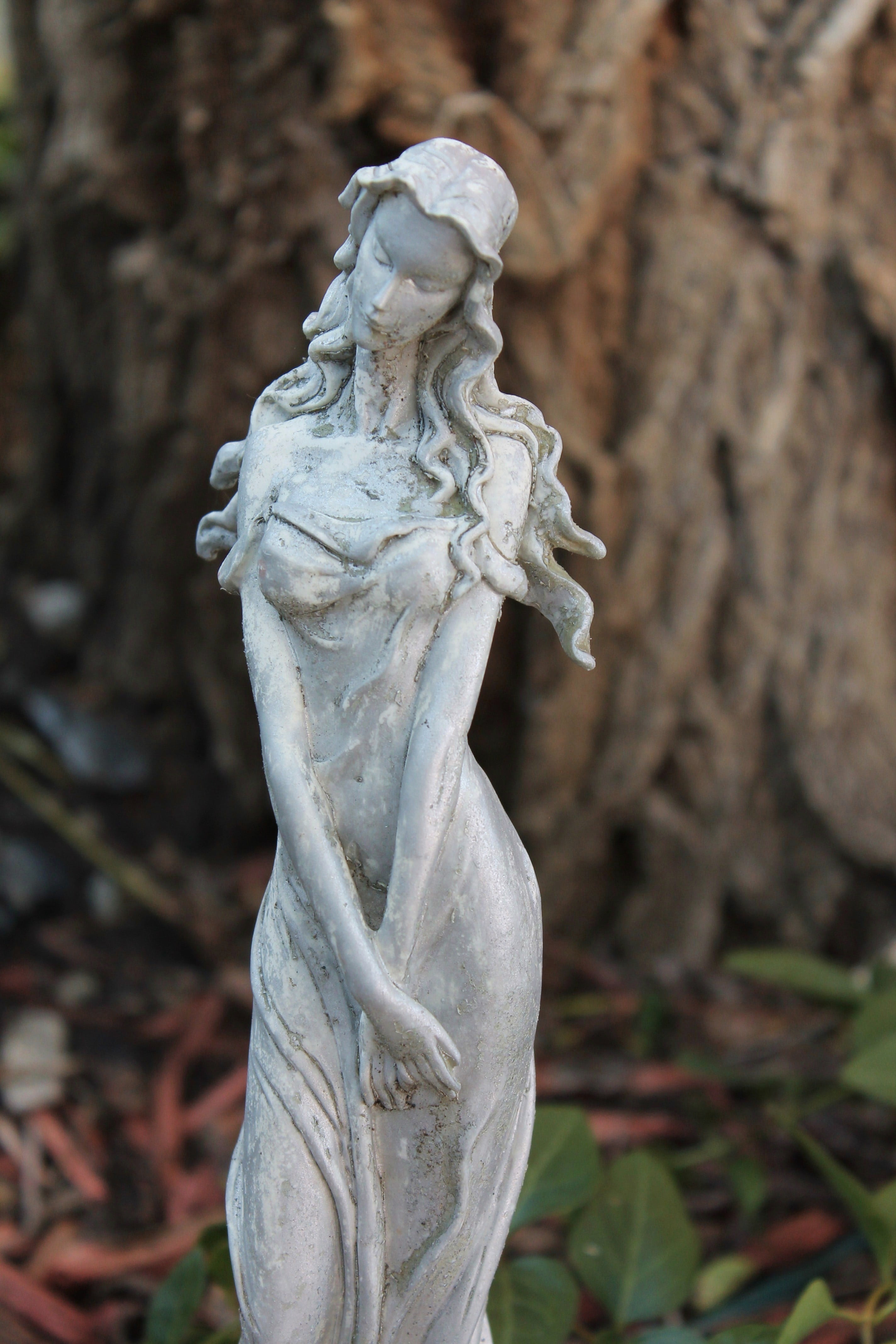 female, design, mother earth, female likeness, angel, representation, outdoor, creativity, goddess, close-up, 4K, nature, statue, stone, outdoors, solid, Phone HD Wallpaper