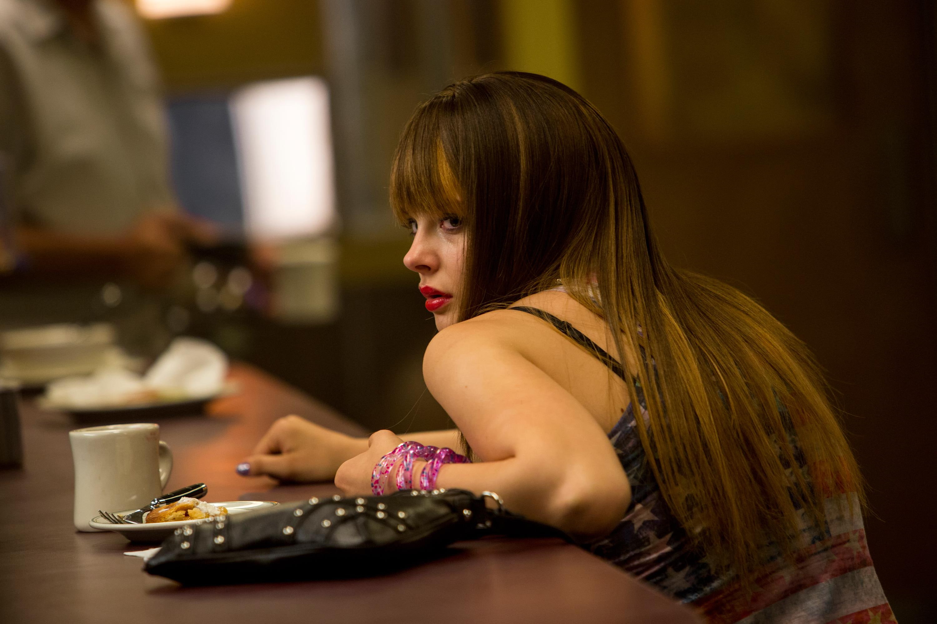 teri, moretz, blue, top, chloë grace moretz, white, s, 2K, women, the equalizer, strap, spaghetti, star, chlo, equalizer, grace, HD Wallpaper